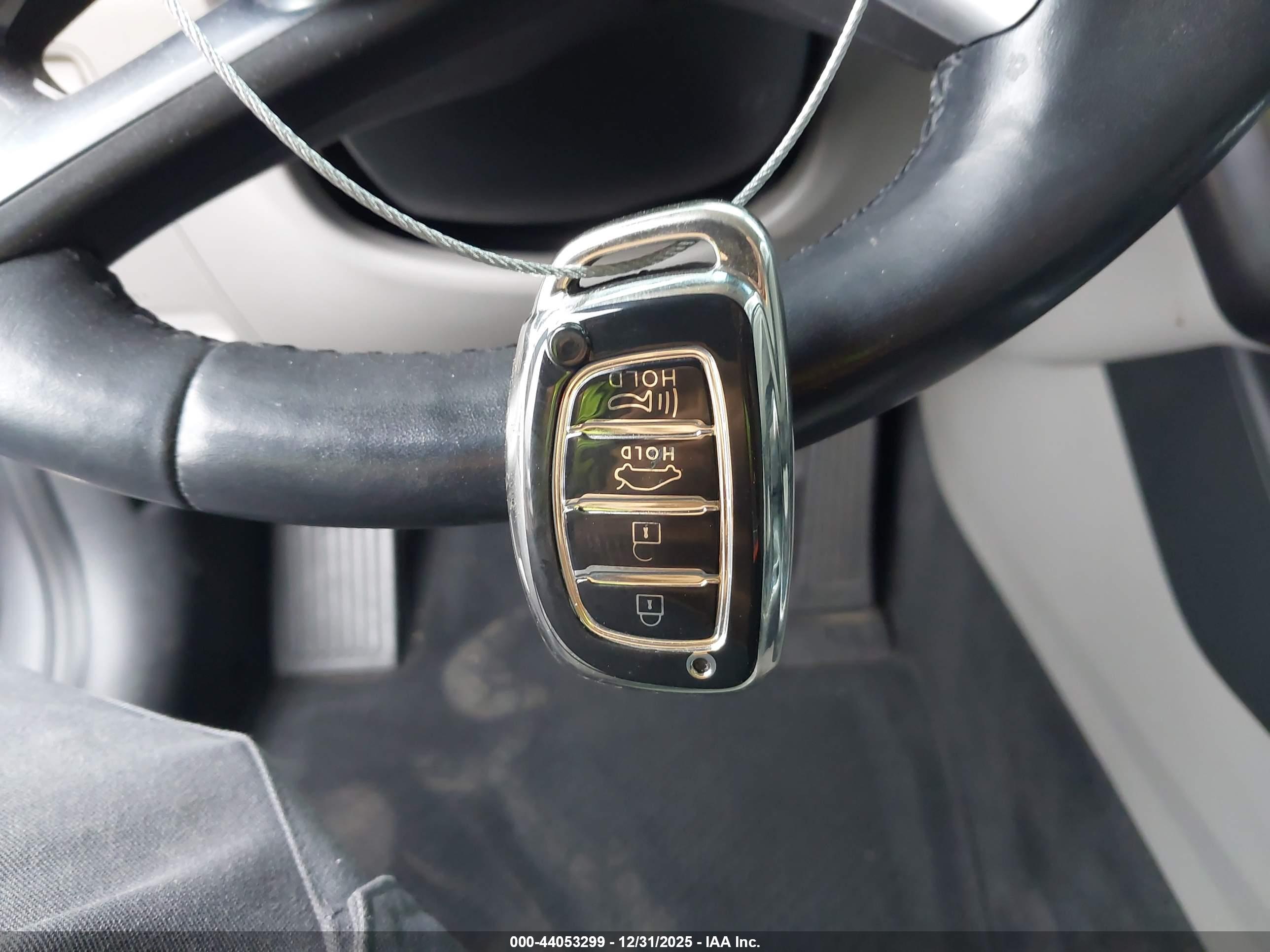 HYUNDAI SONATA image 11