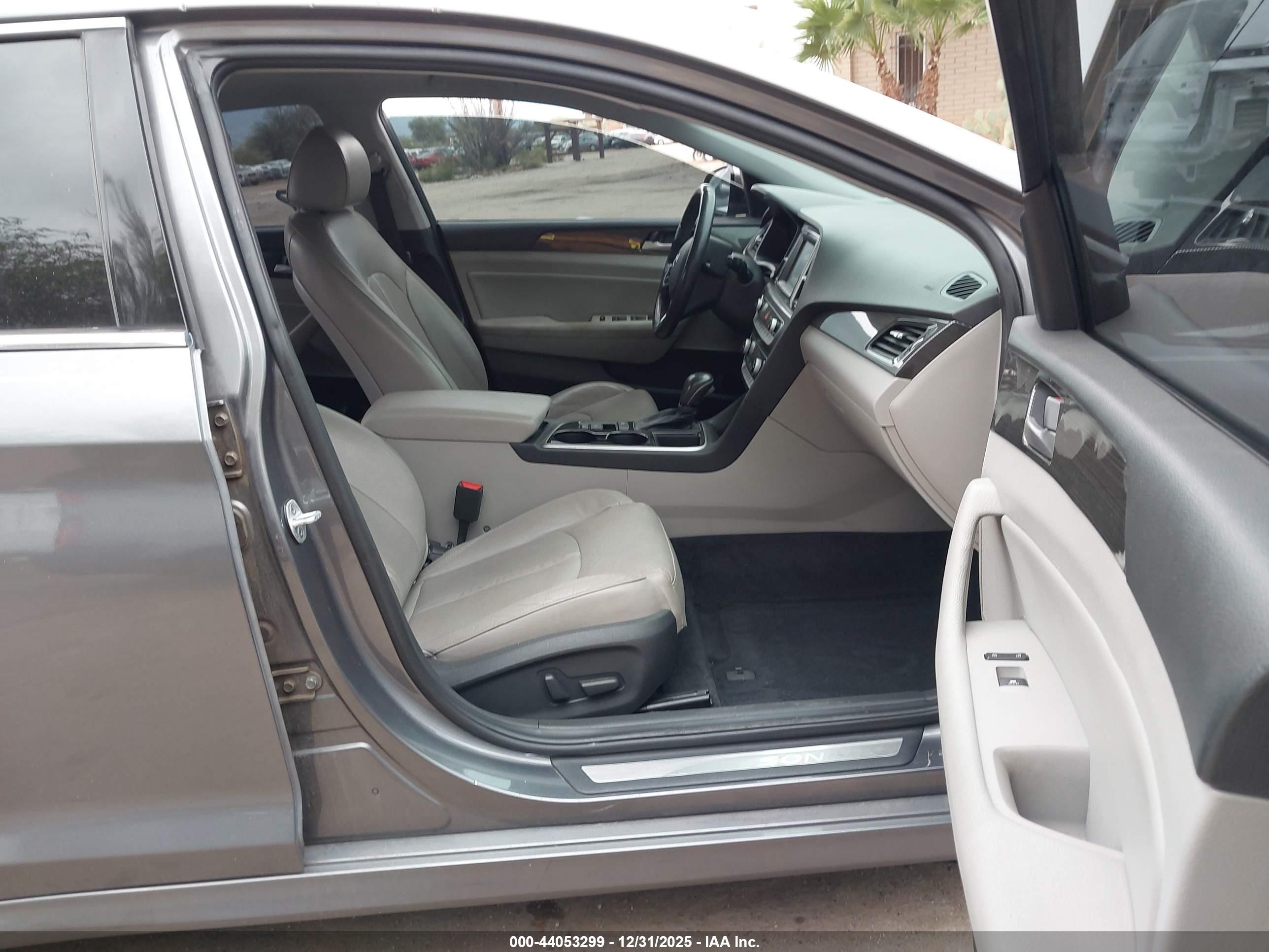 HYUNDAI SONATA image 5