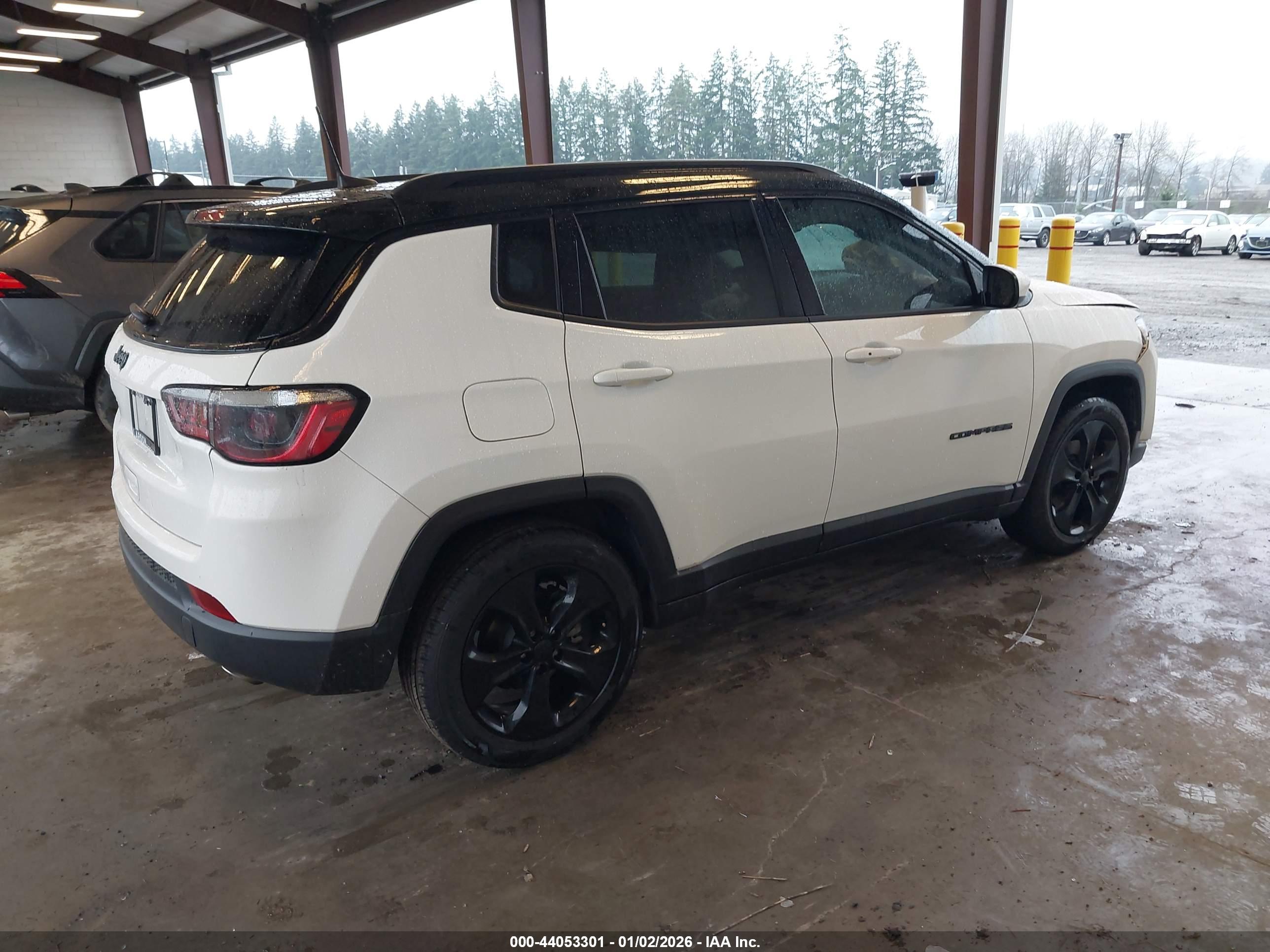 JEEP COMPASS image 4