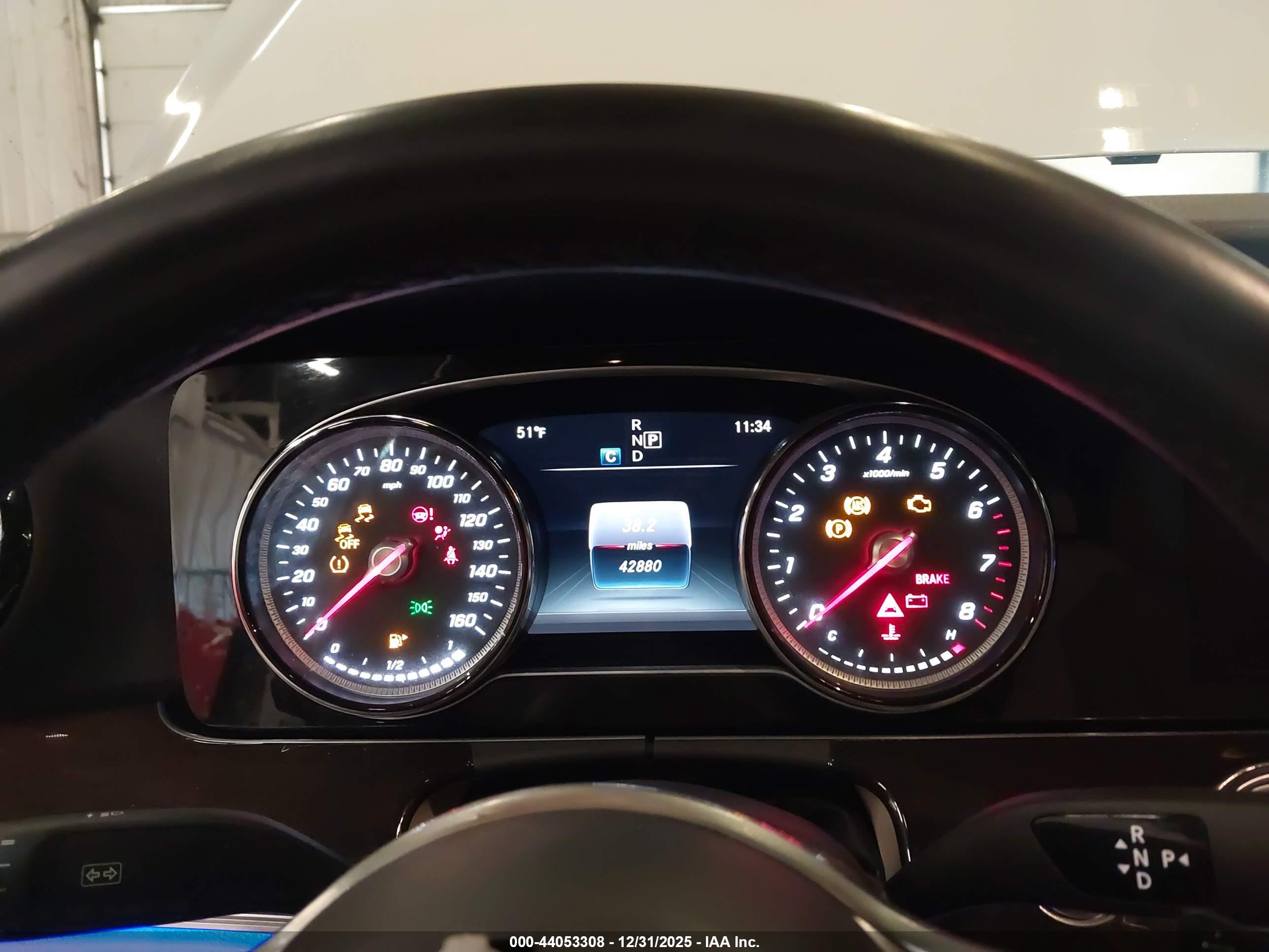 MERCEDES-BENZ E image 7