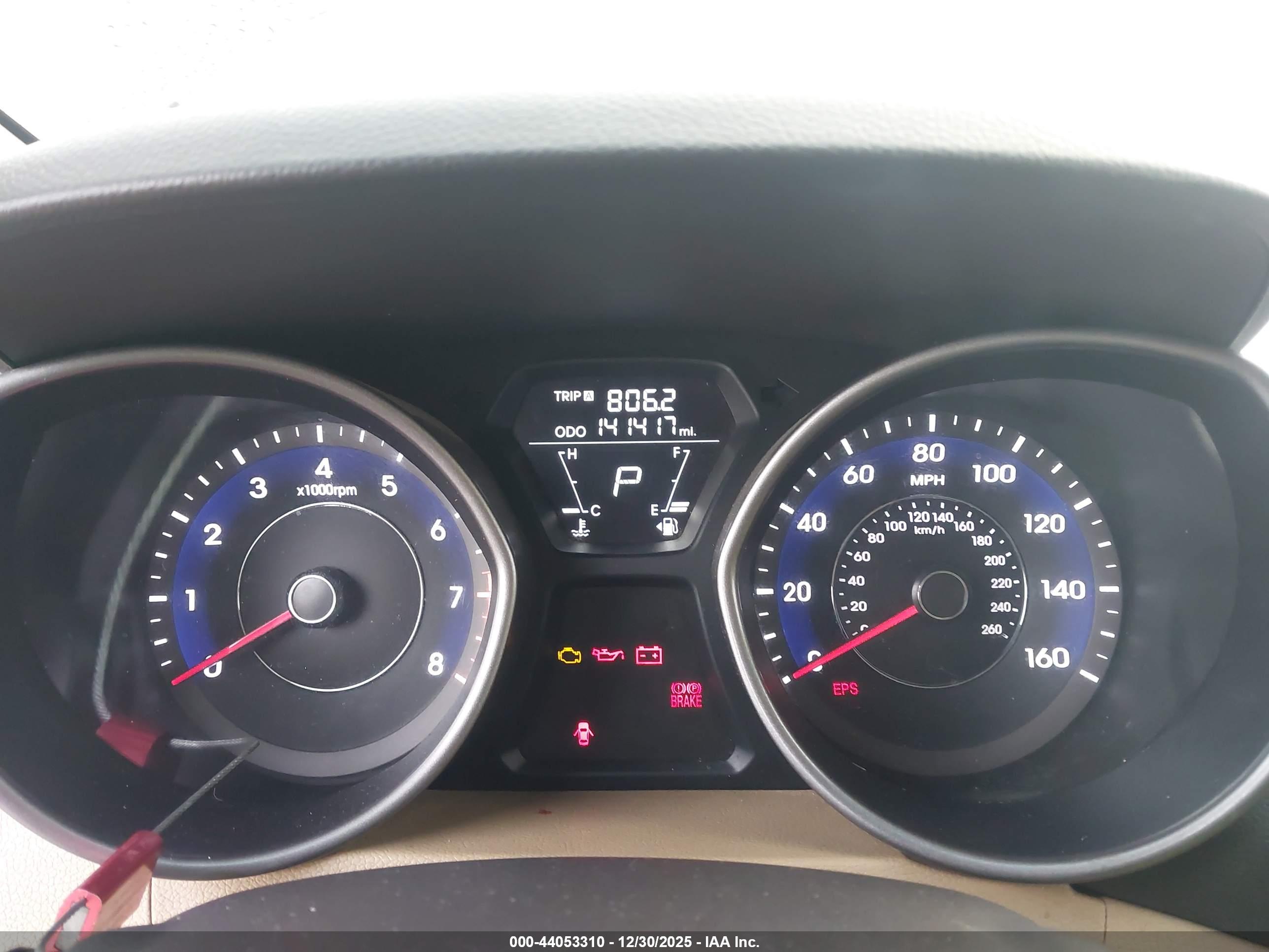 HYUNDAI ELANTRA image 7