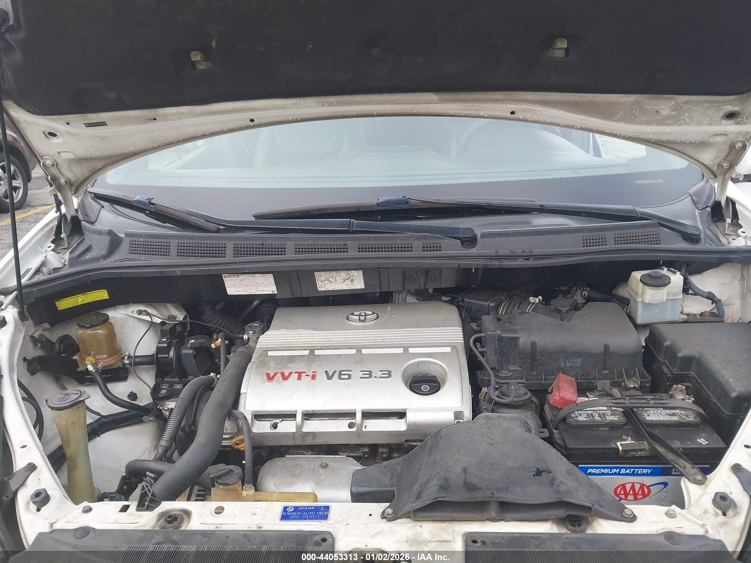 TOYOTA SIENNA image 10