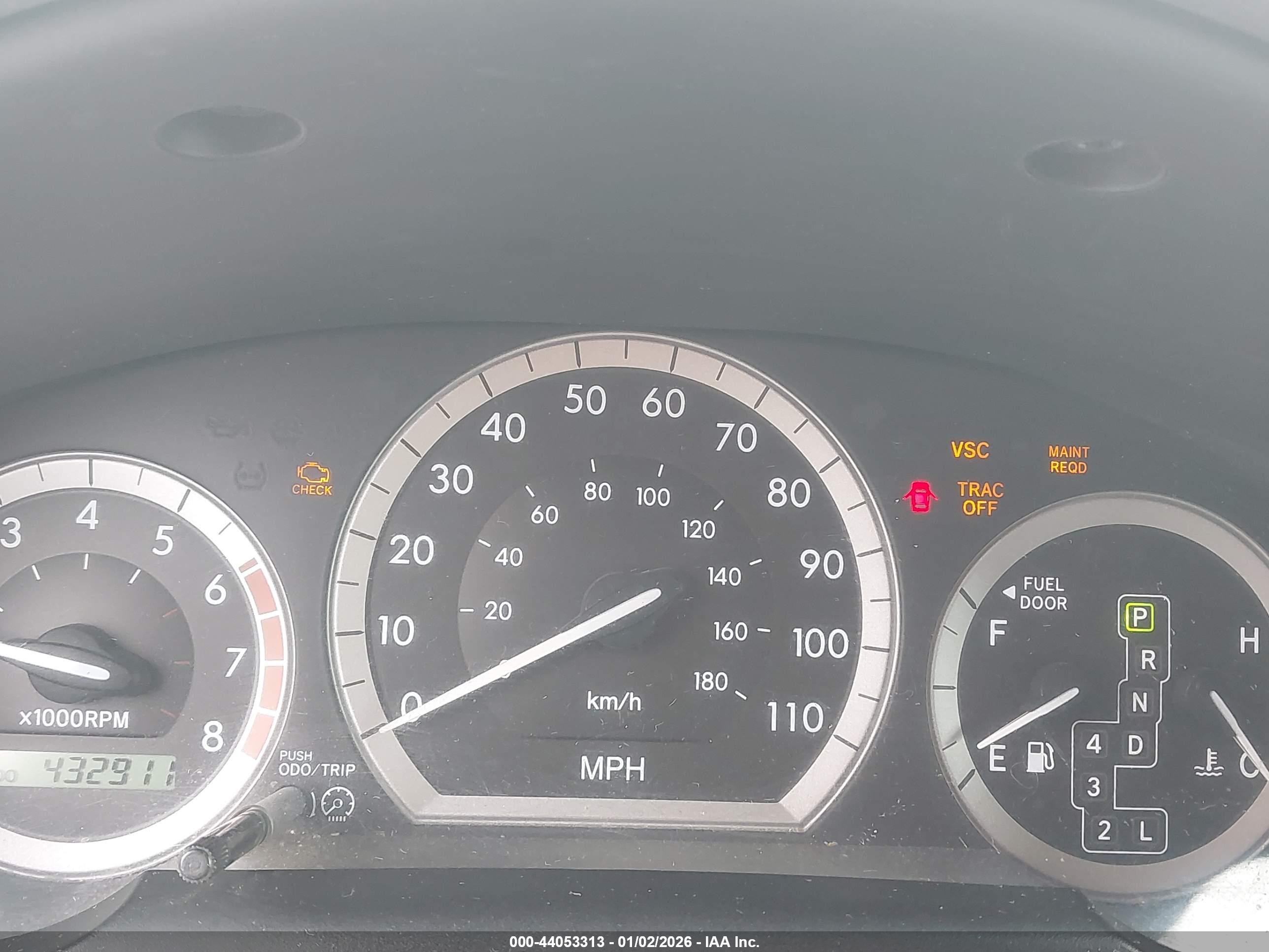 TOYOTA SIENNA image 7