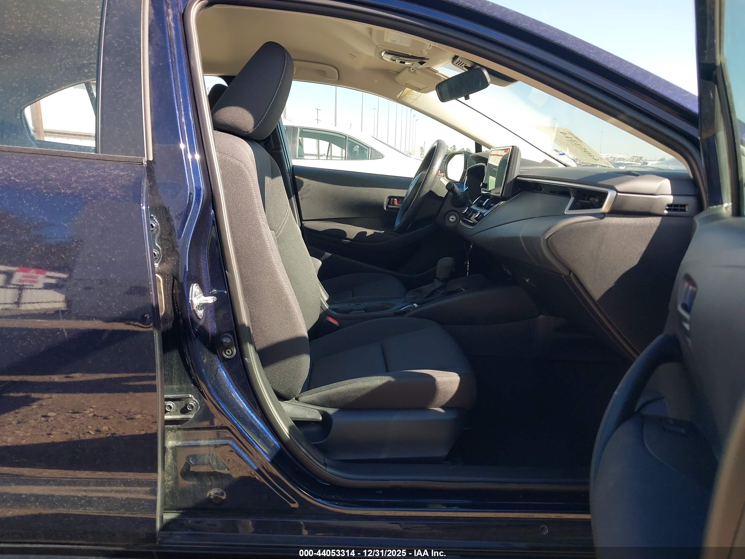 TOYOTA COROLLA image 5