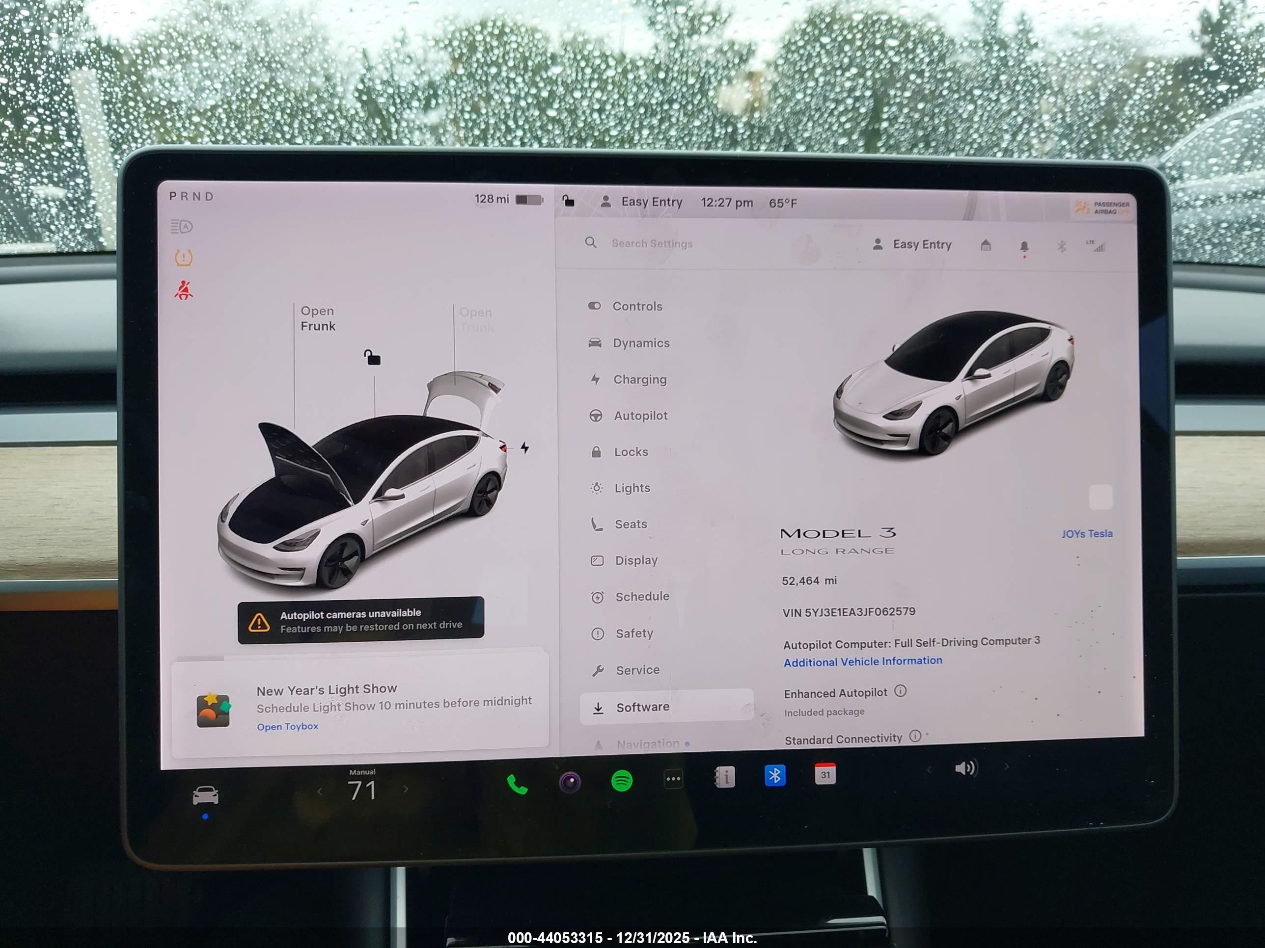 TESLA MODEL image 7