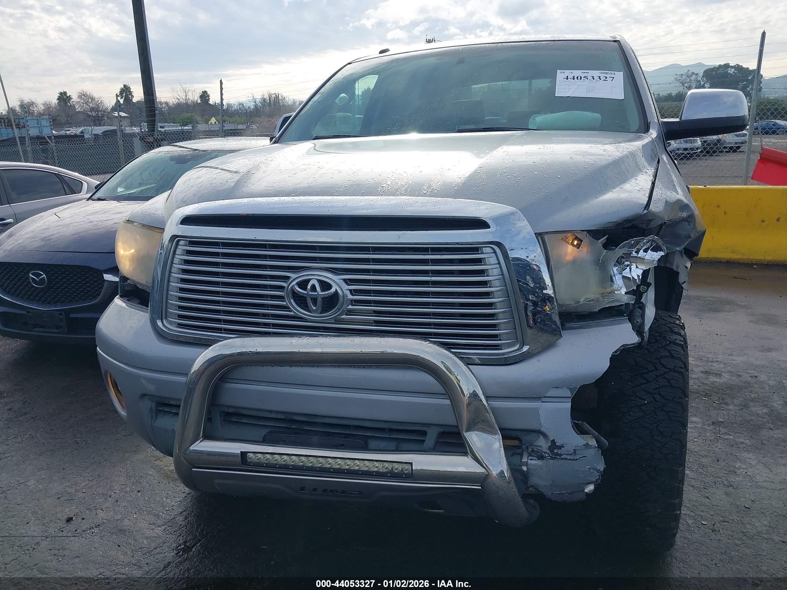TOYOTA TUNDRA image 6