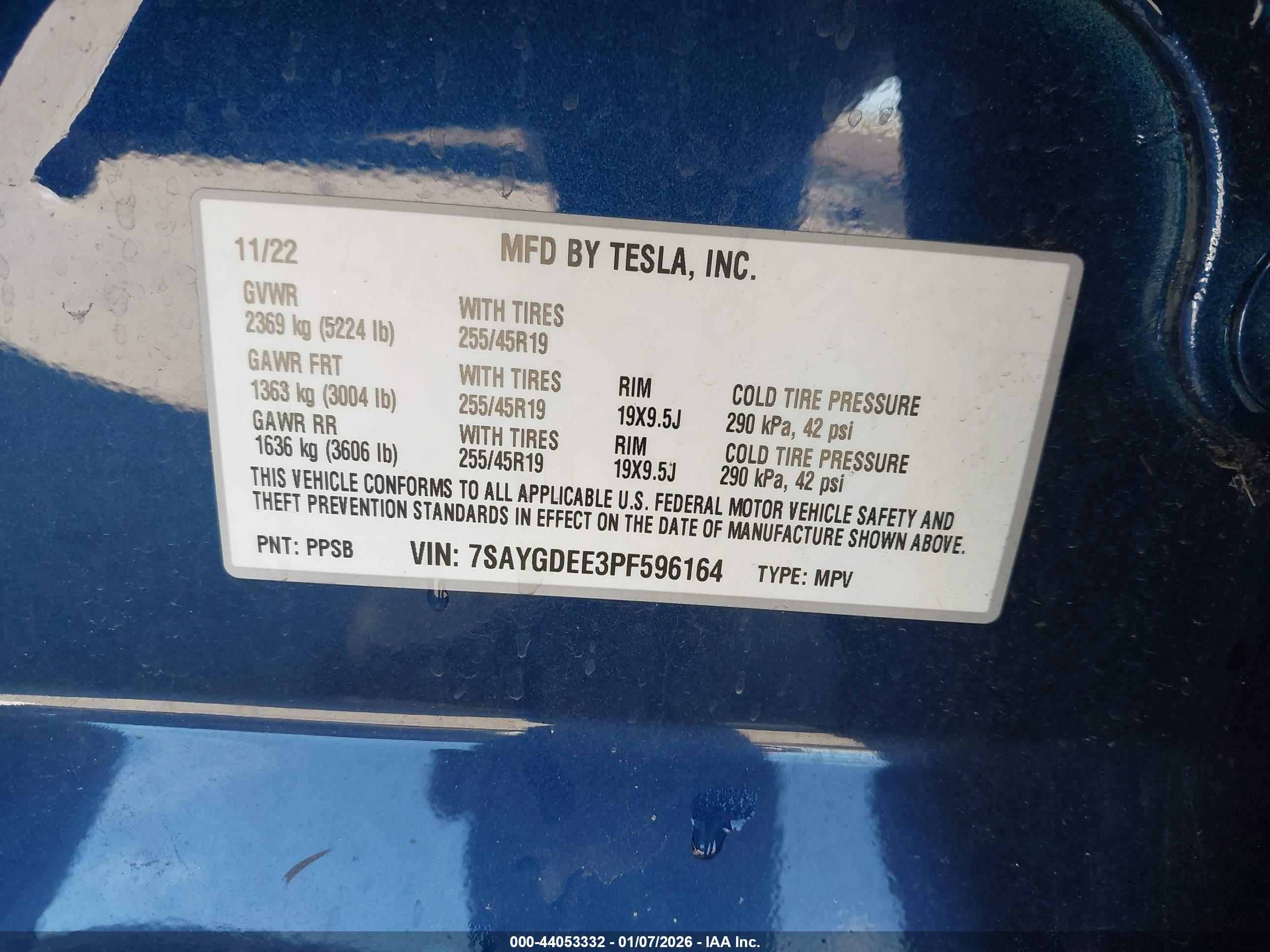 TESLA MODEL image 9