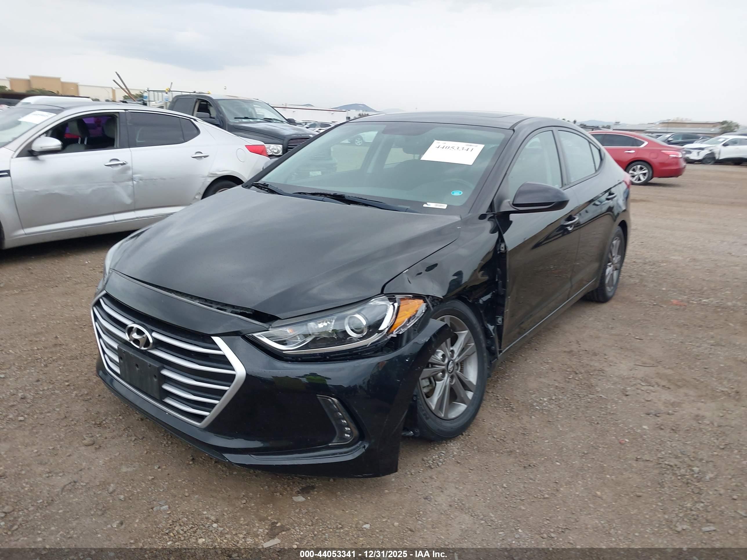 HYUNDAI ELANTRA image 2