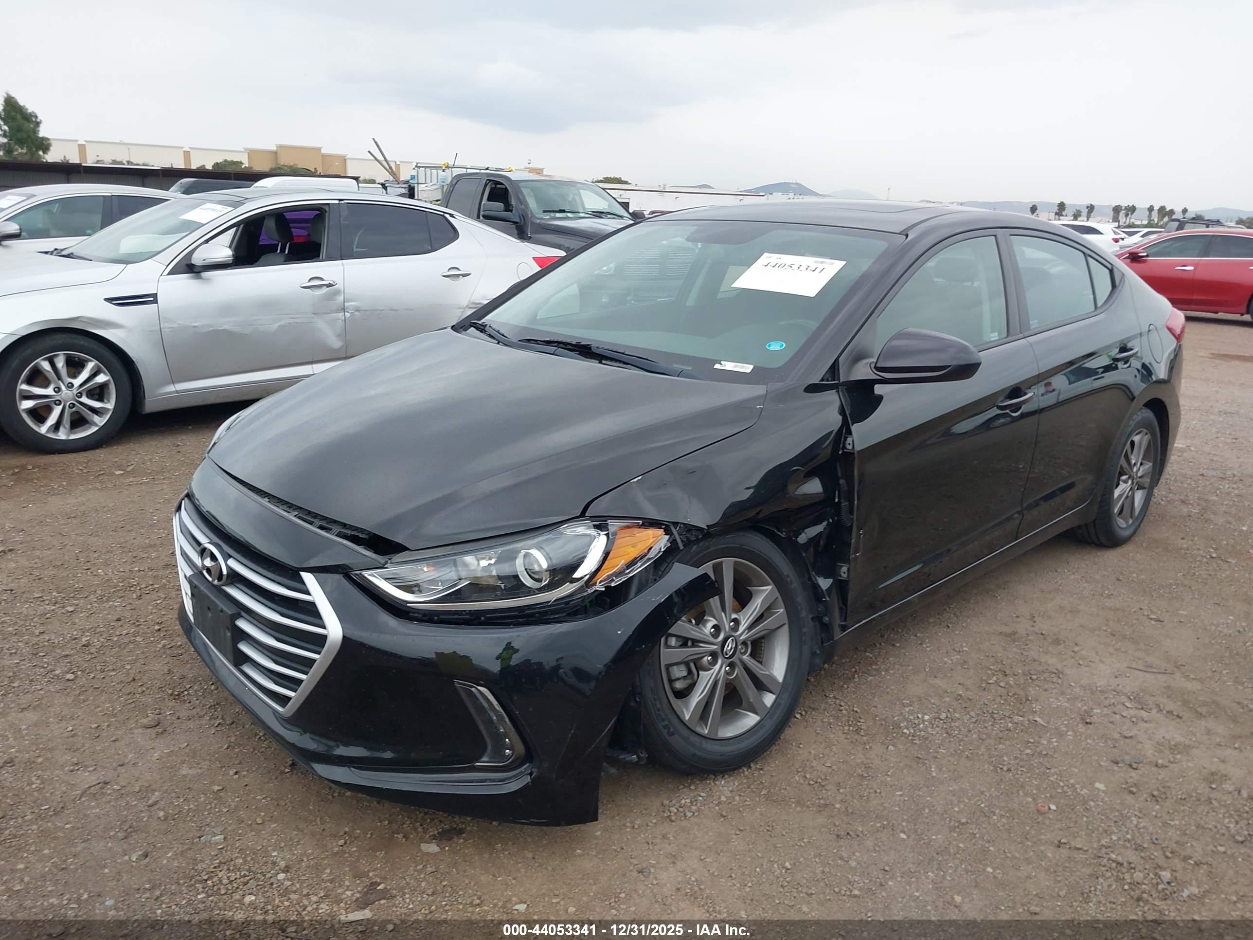 HYUNDAI ELANTRA image 6