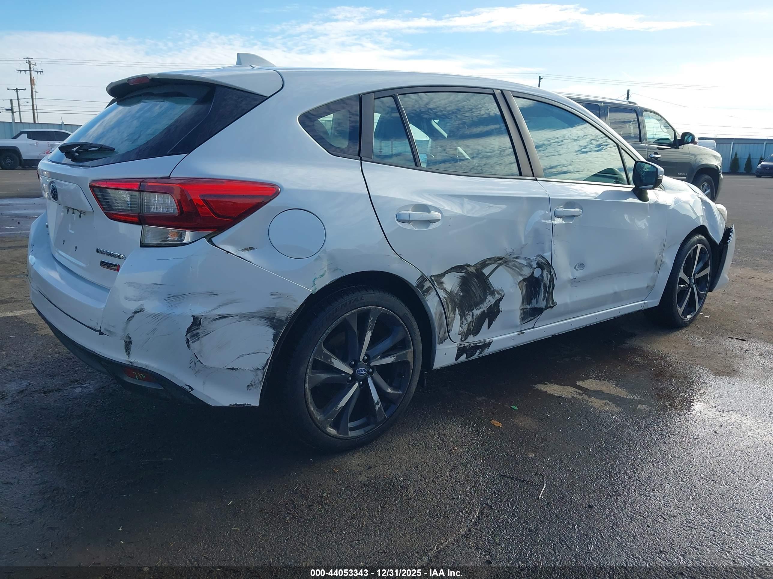 SUBARU IMPREZA image 4