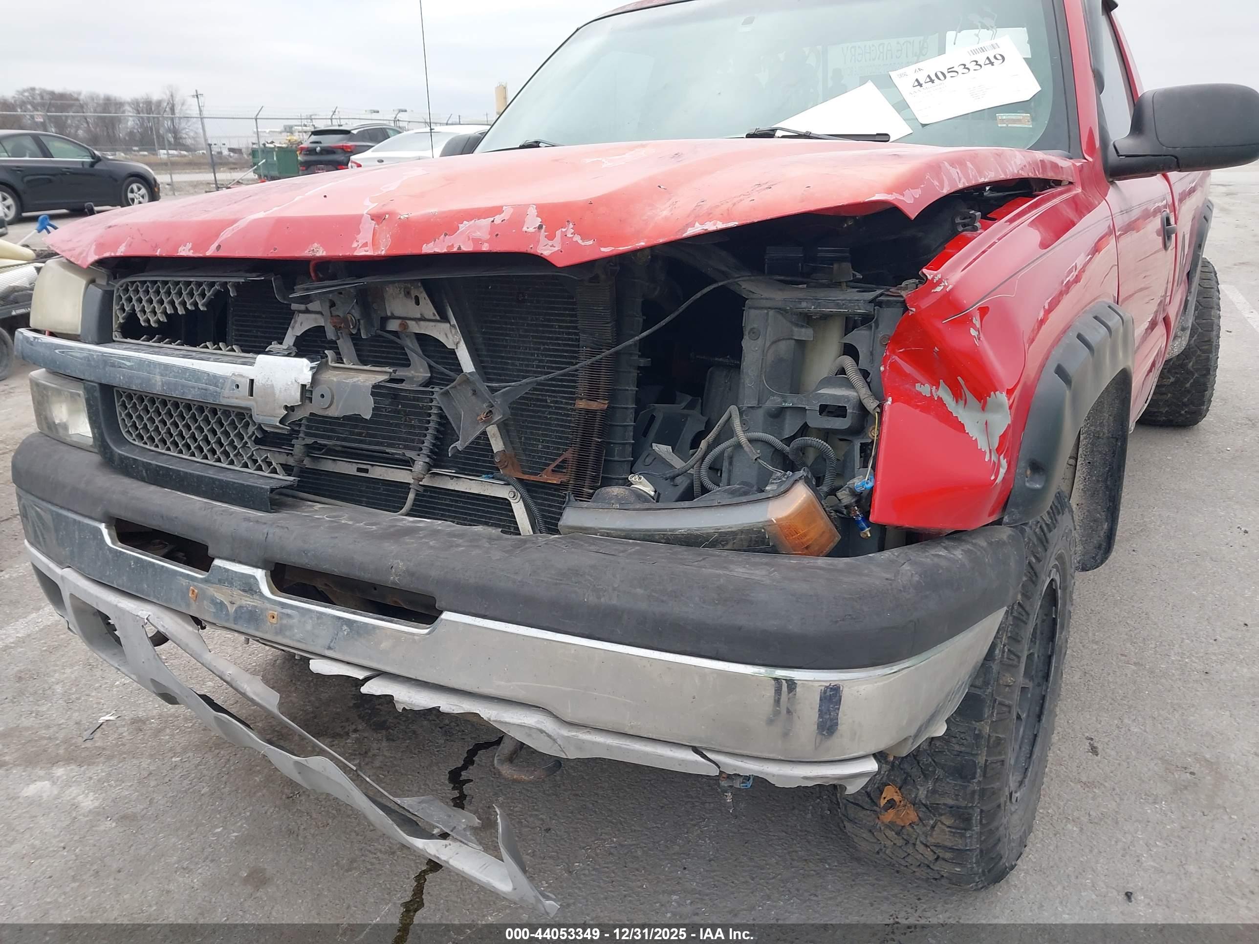 CHEVROLET SILVERADO image 6