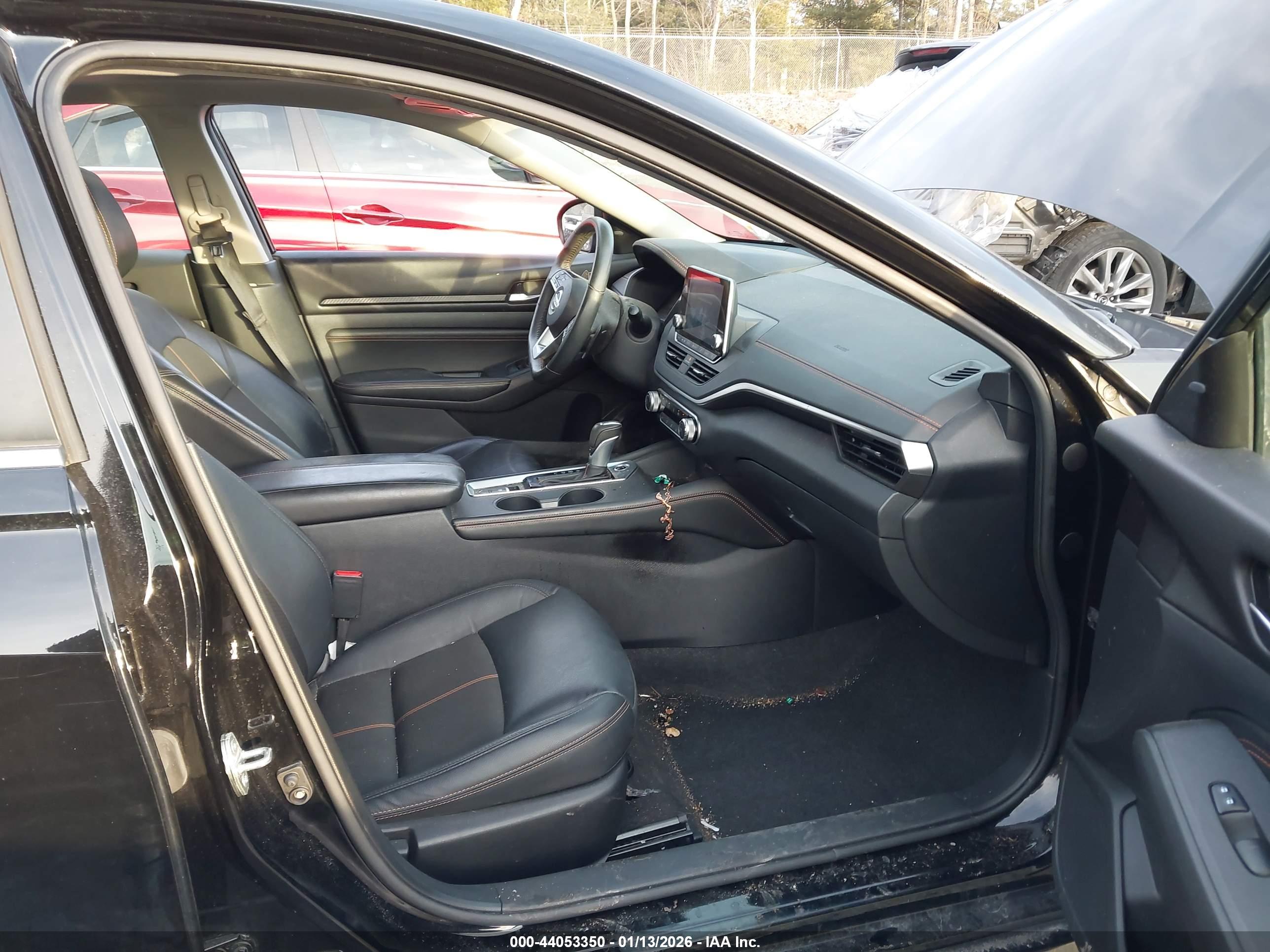 NISSAN ALTIMA image 5