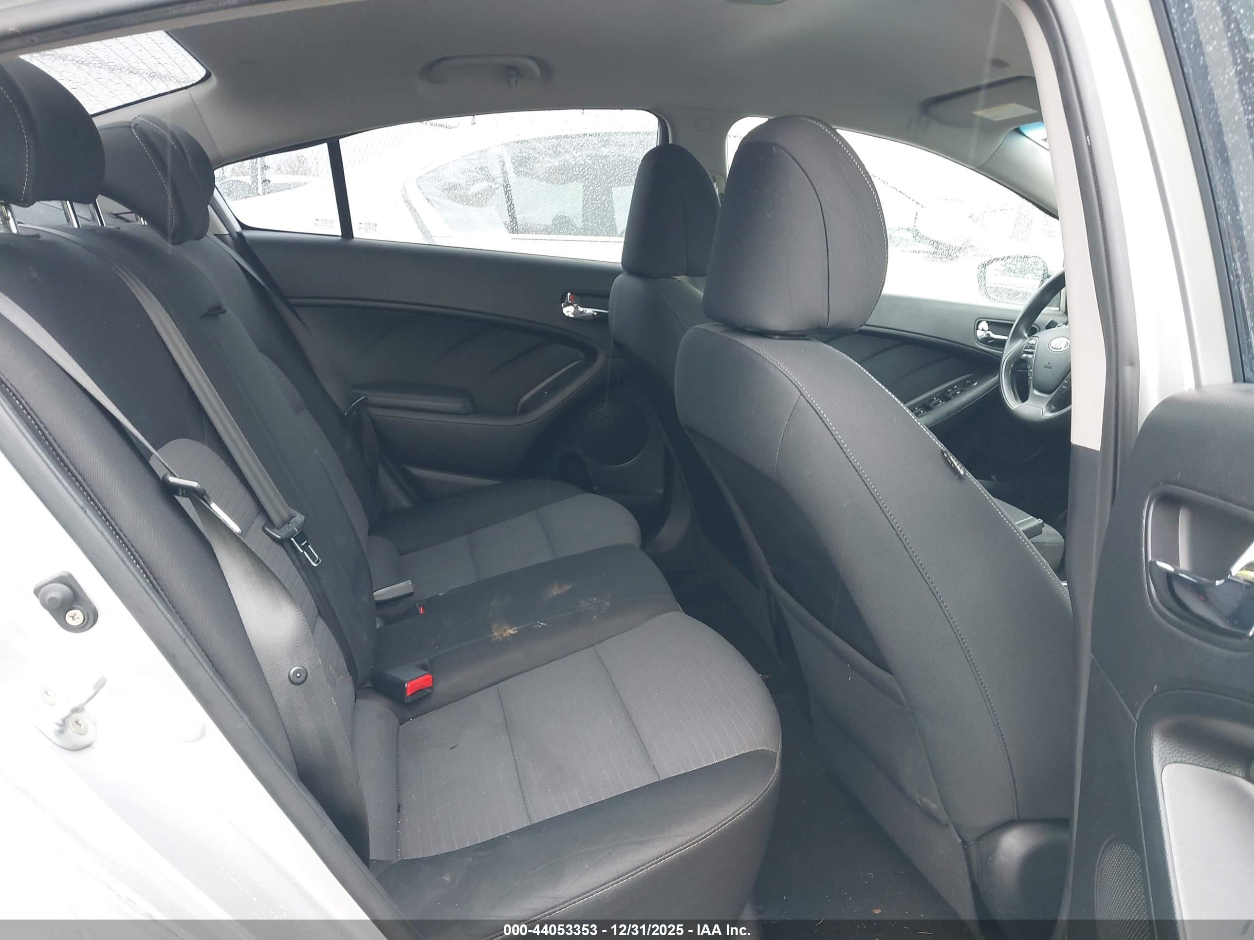 KIA FORTE image 8