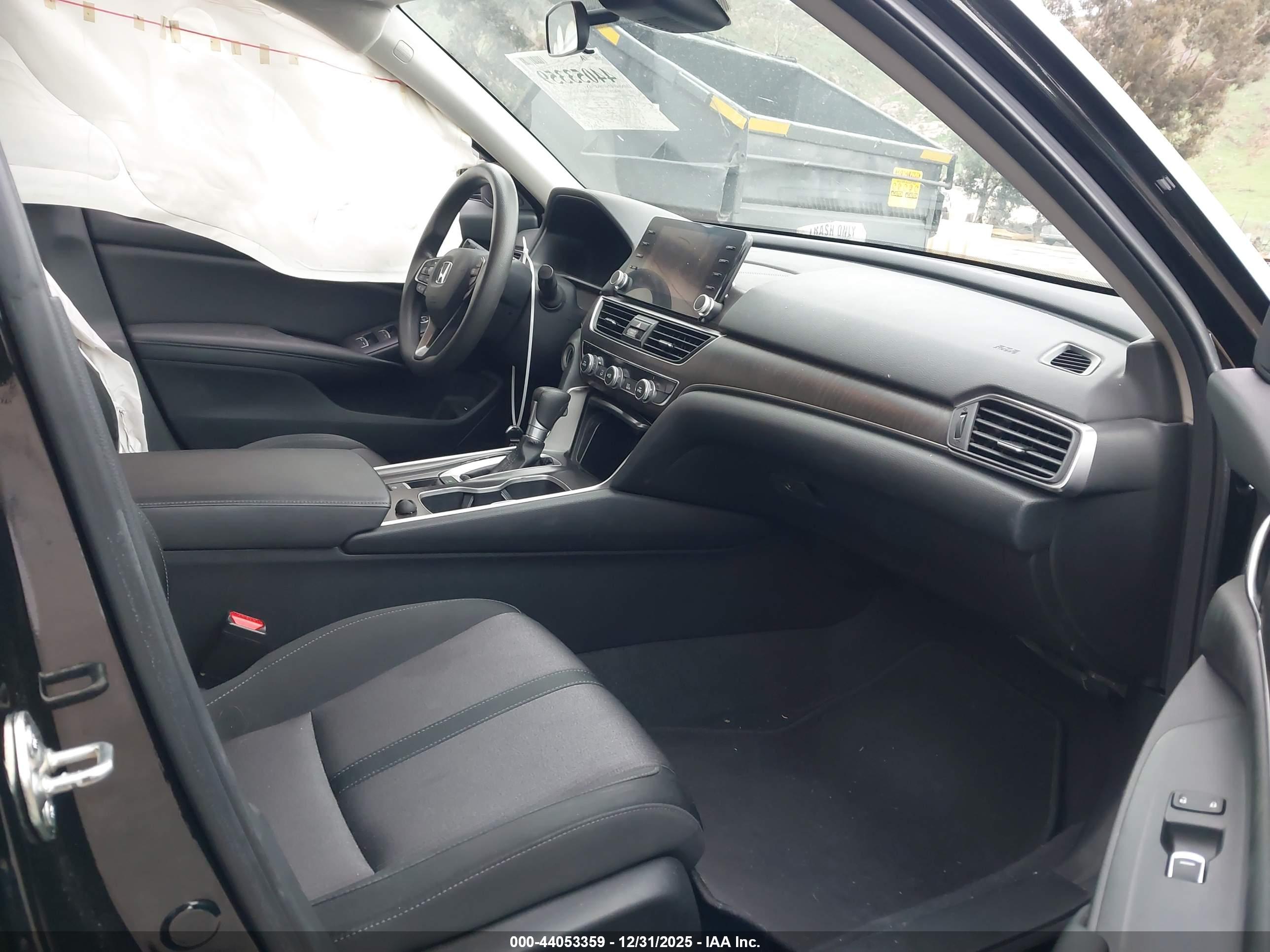 HONDA ACCORD image 5