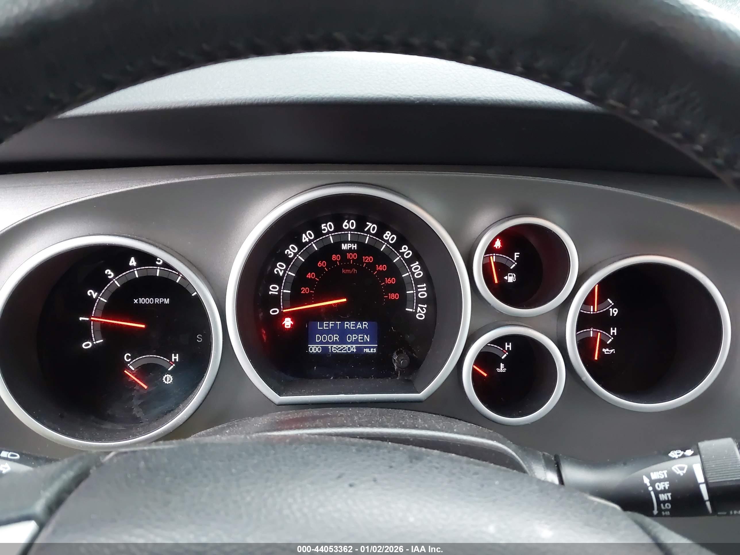 TOYOTA SEQUOIA image 7