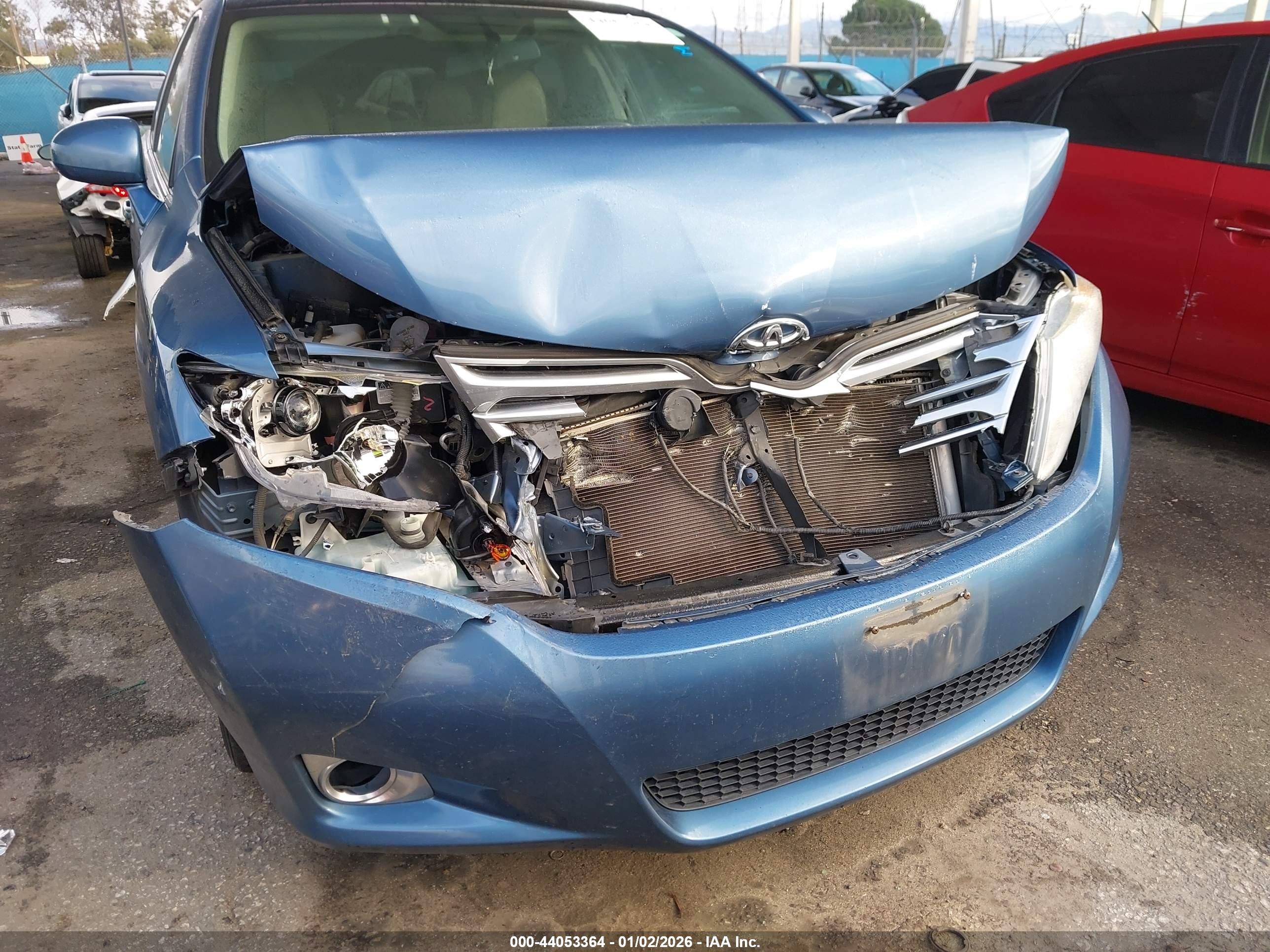 TOYOTA VENZA image 6