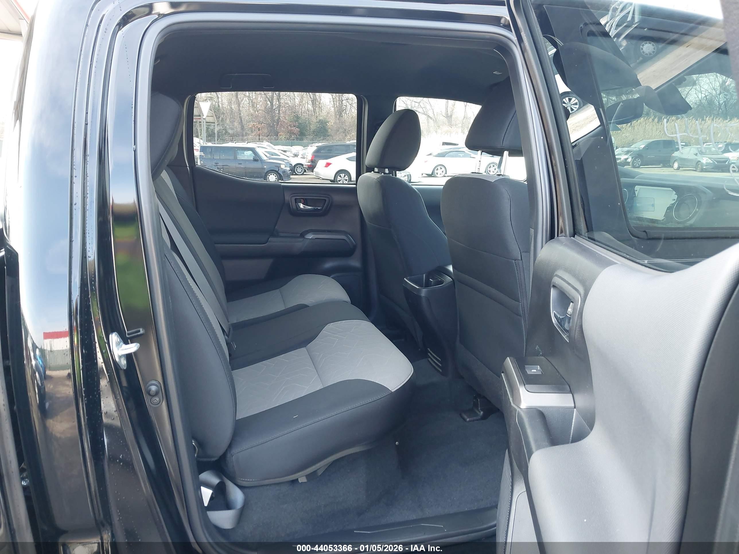 TOYOTA TACOMA image 8