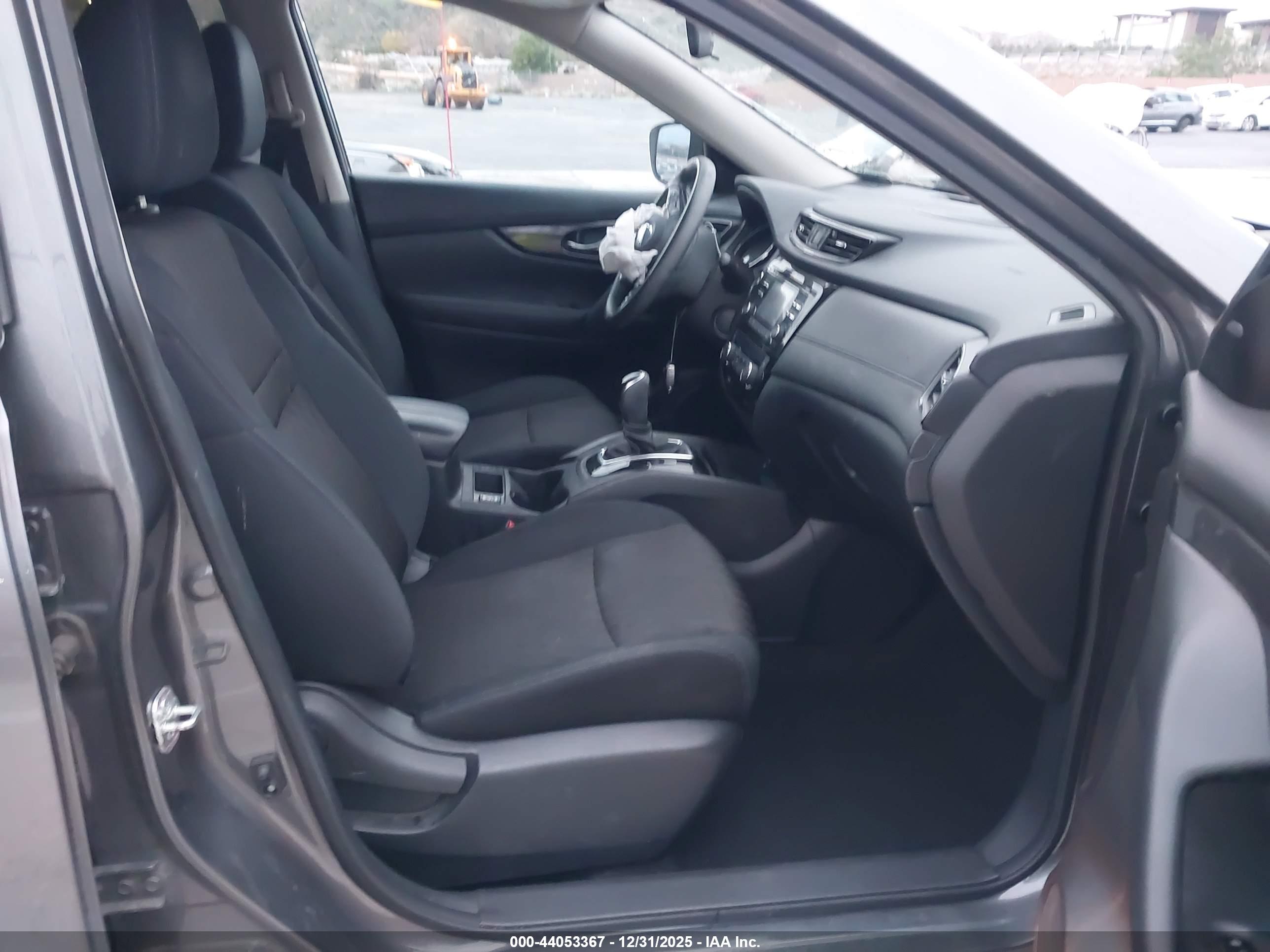 NISSAN ROGUE image 5