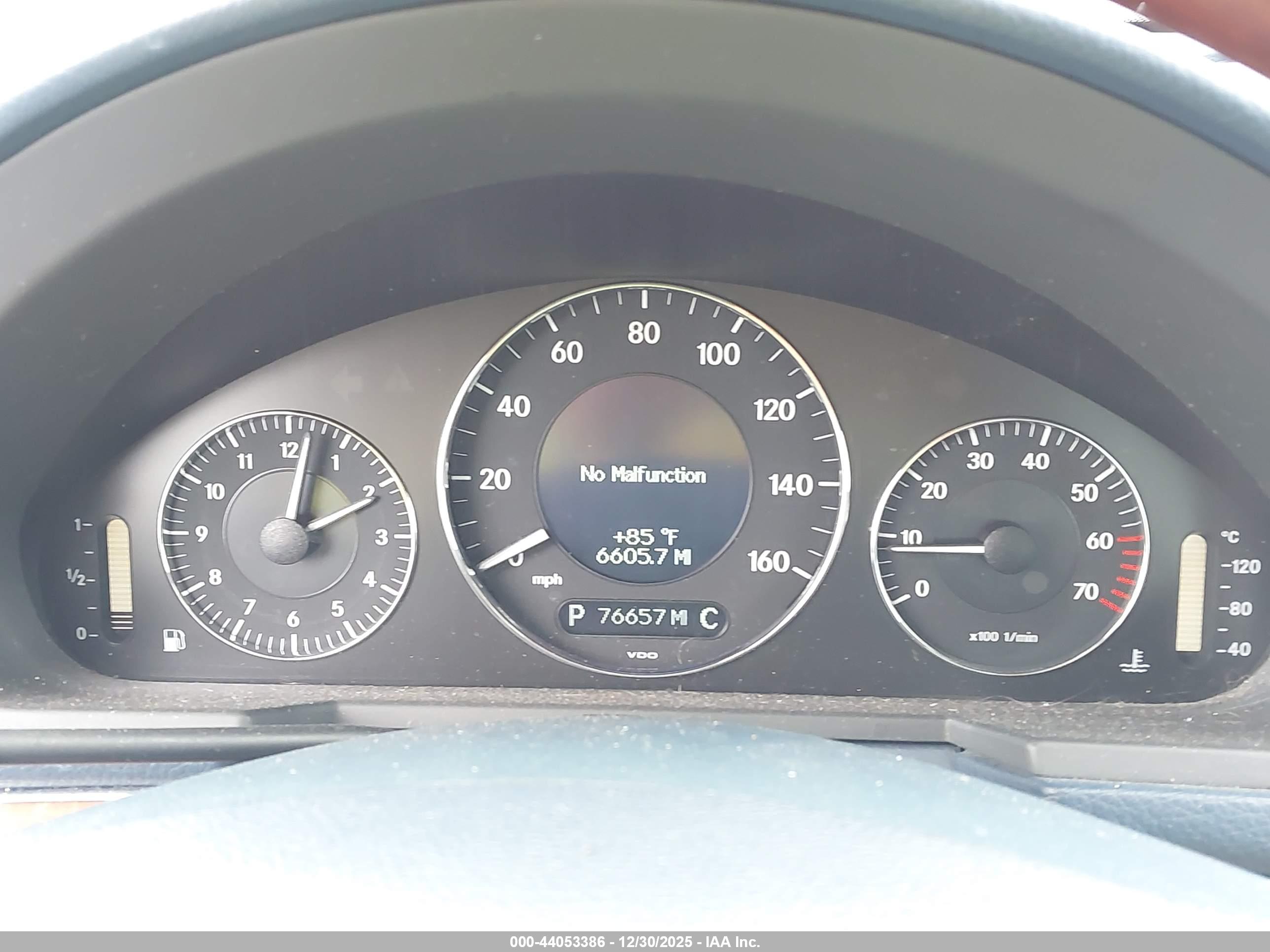 MERCEDES-BENZ E image 7