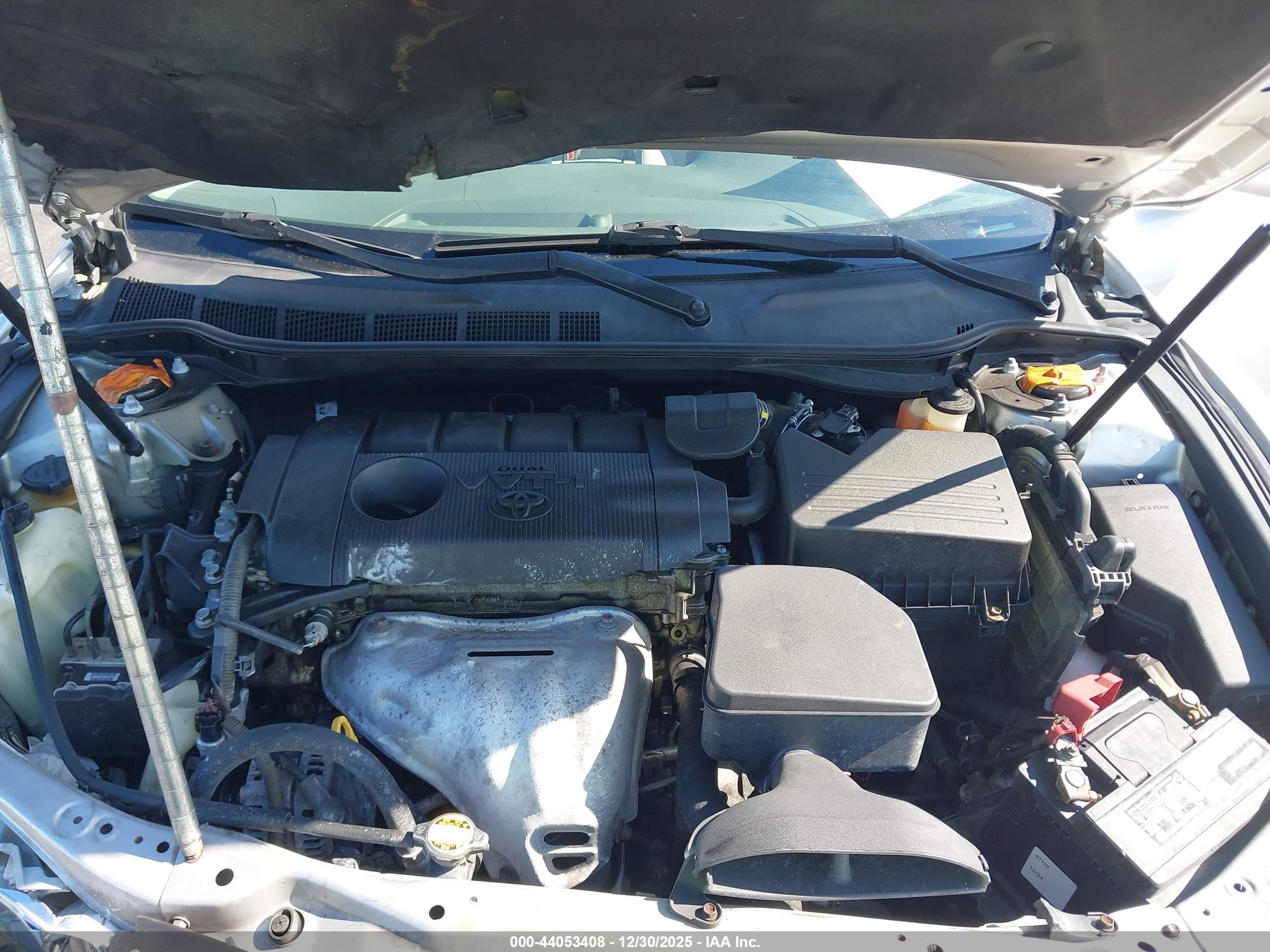 TOYOTA CAMRY image 10