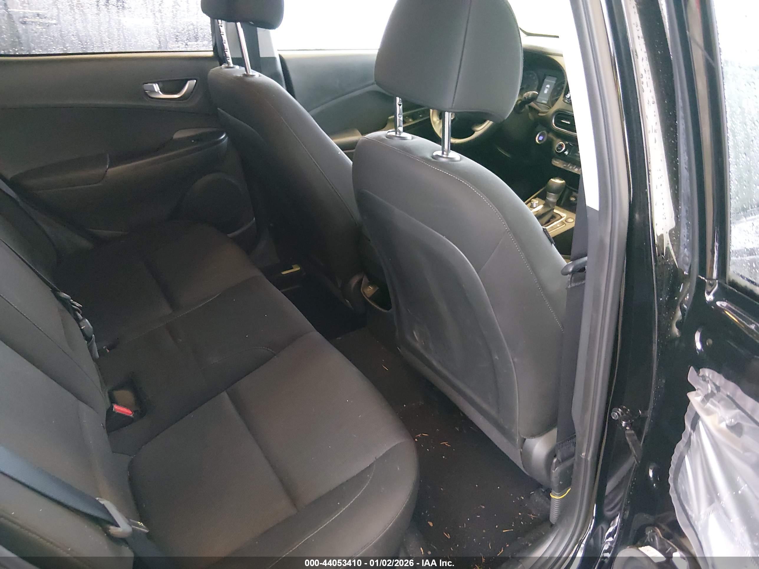 HYUNDAI KONA image 8