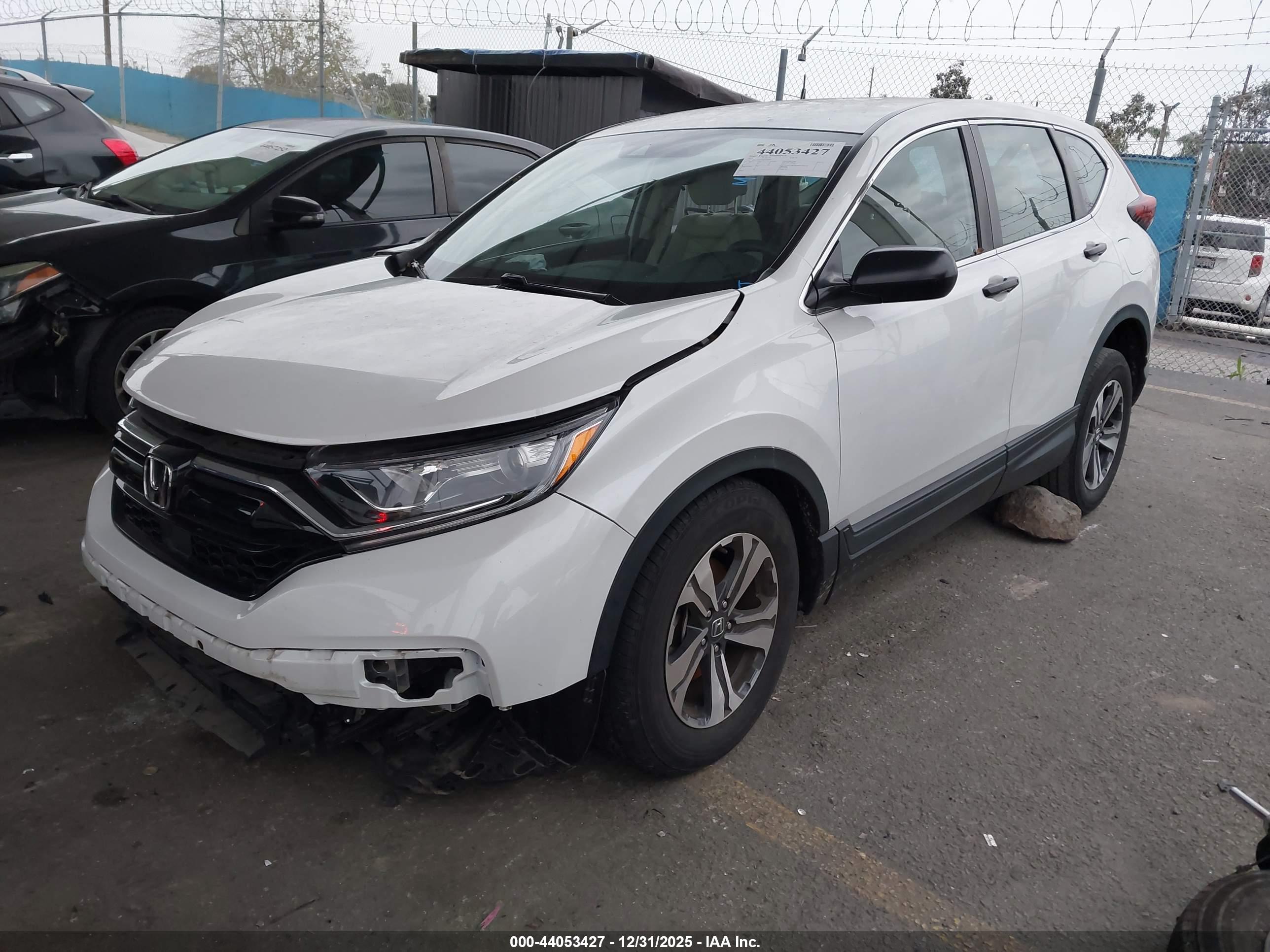 HONDA CR-V image 2