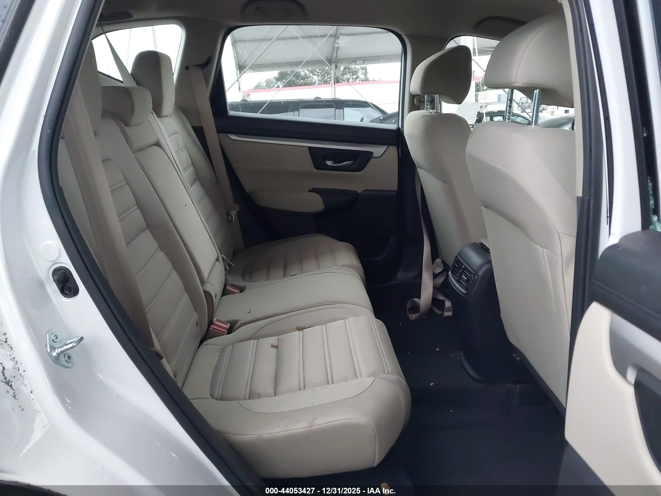 HONDA CR-V image 8