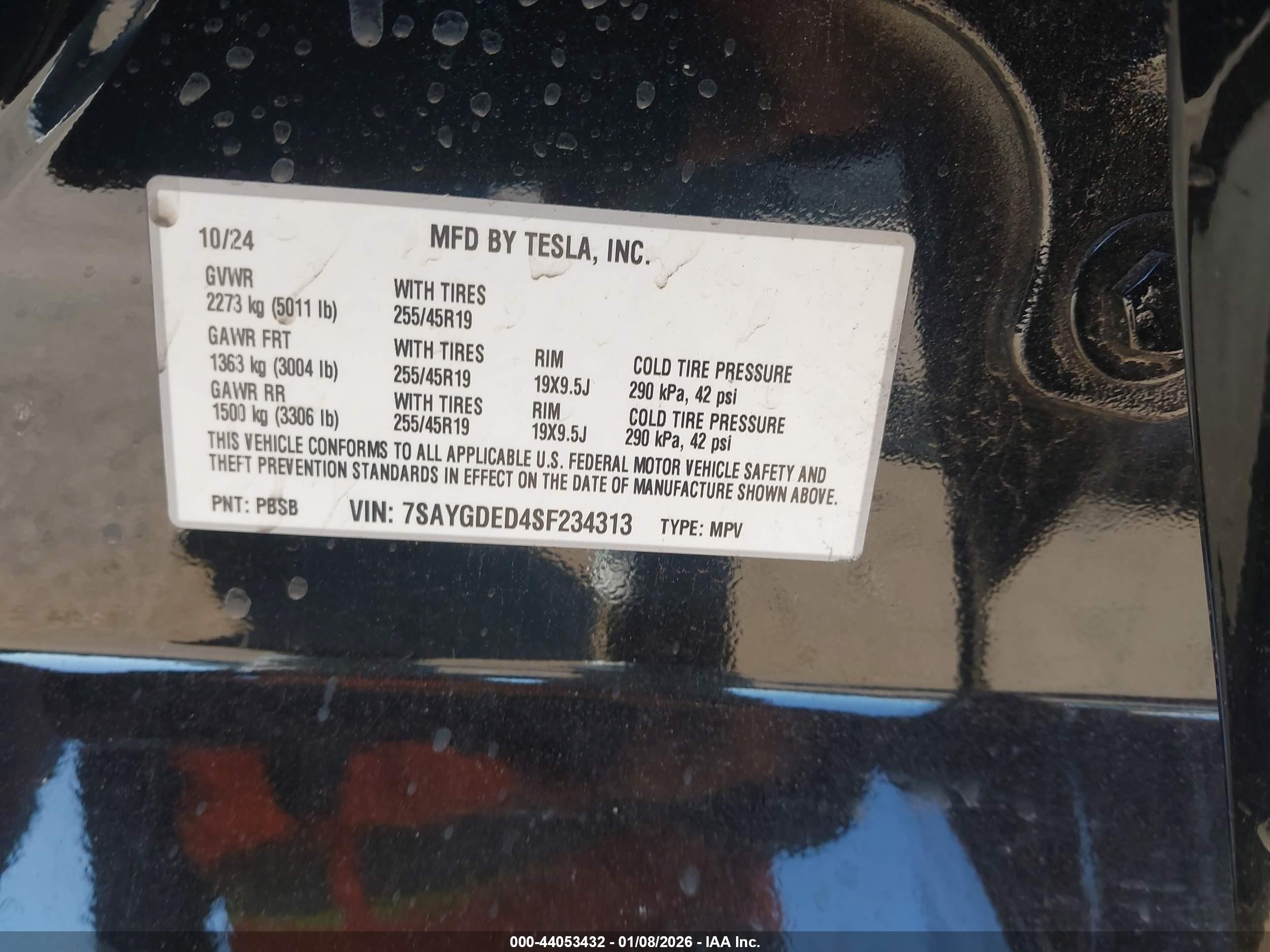 TESLA MODEL image 9