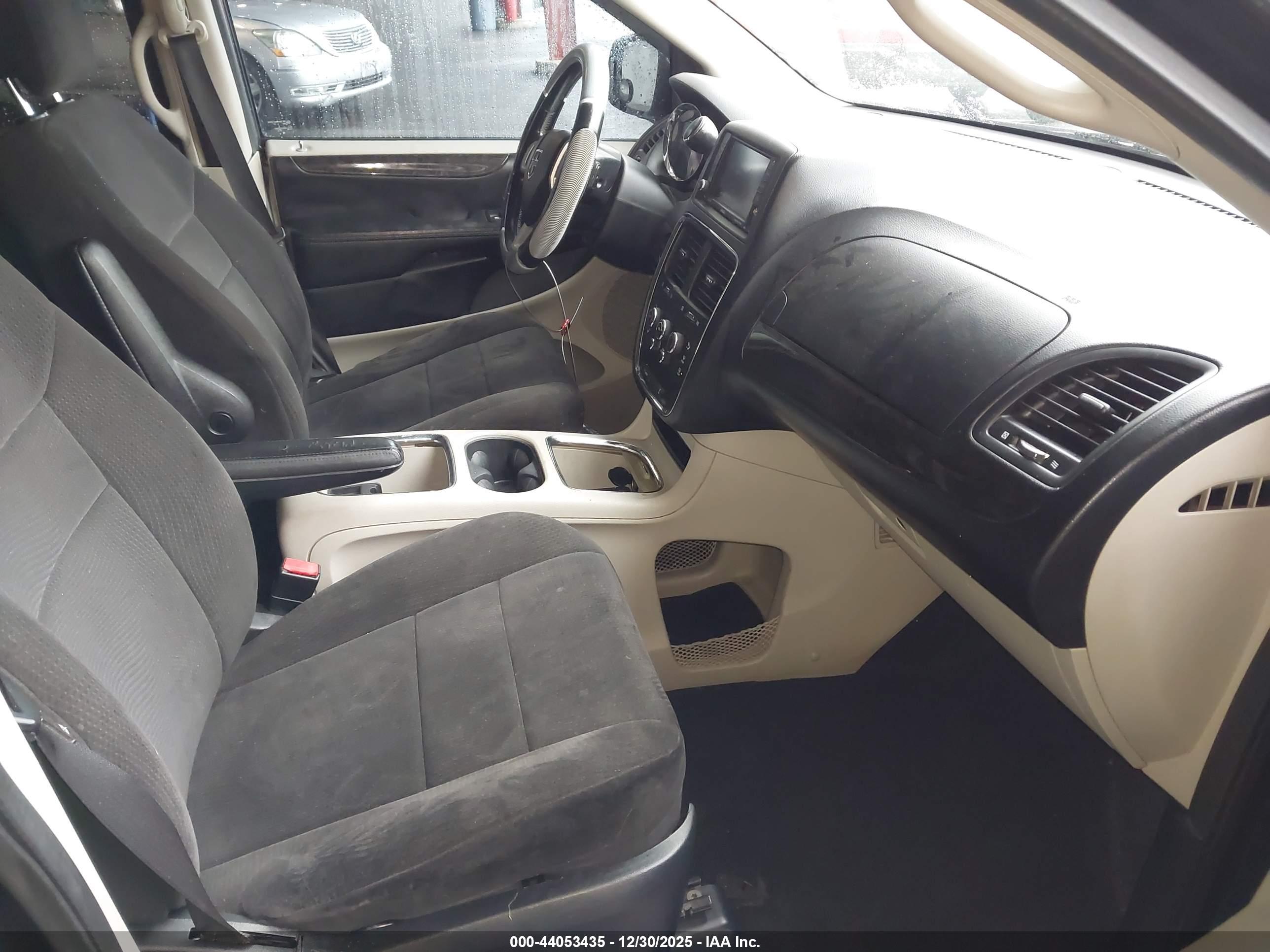 DODGE GRAND image 5