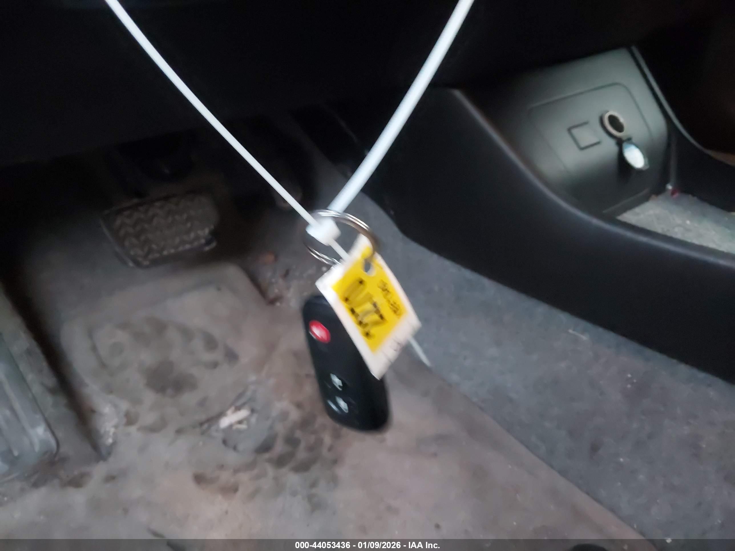 TOYOTA PRIUS image 11