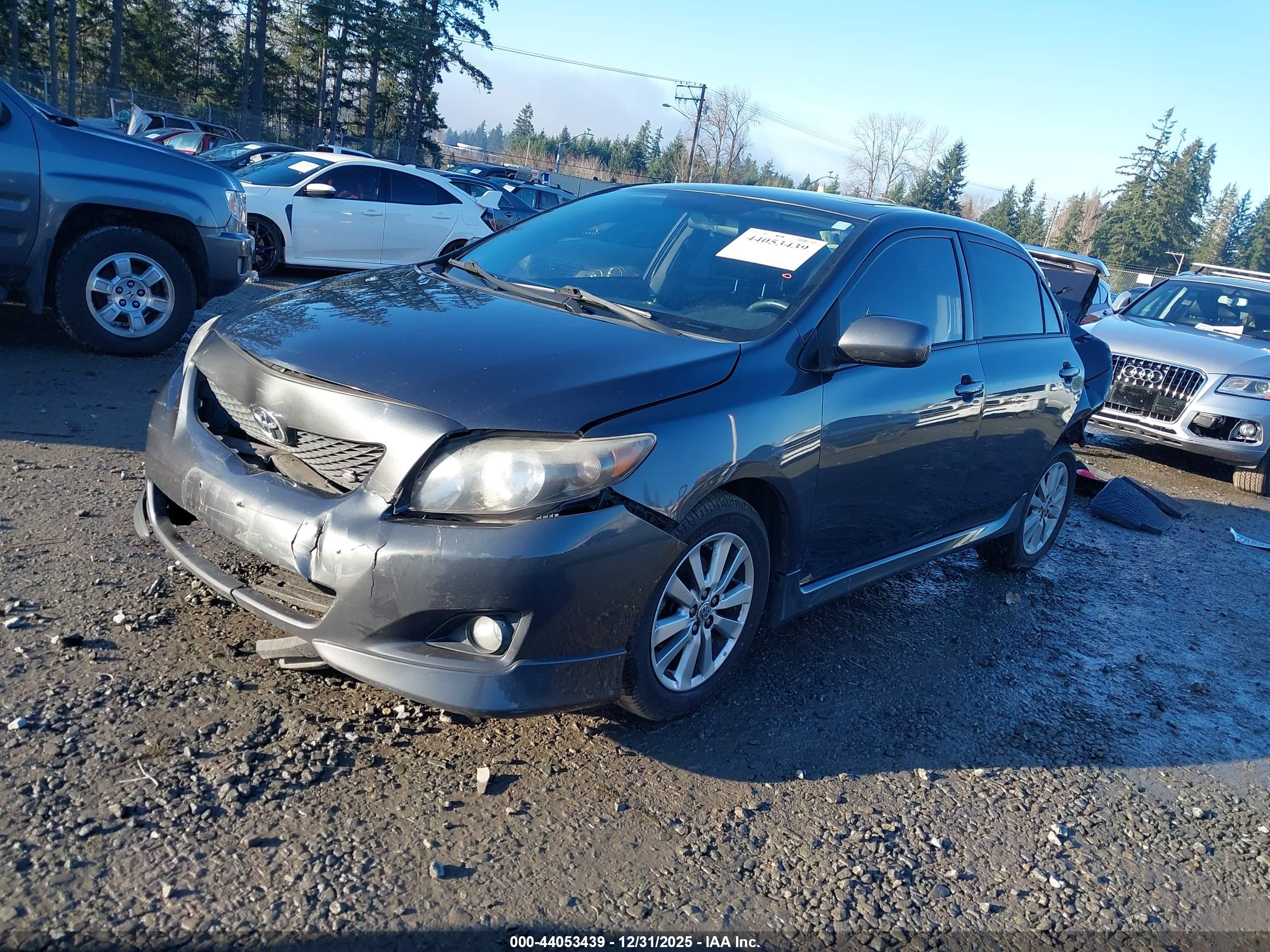 TOYOTA COROLLA image 2