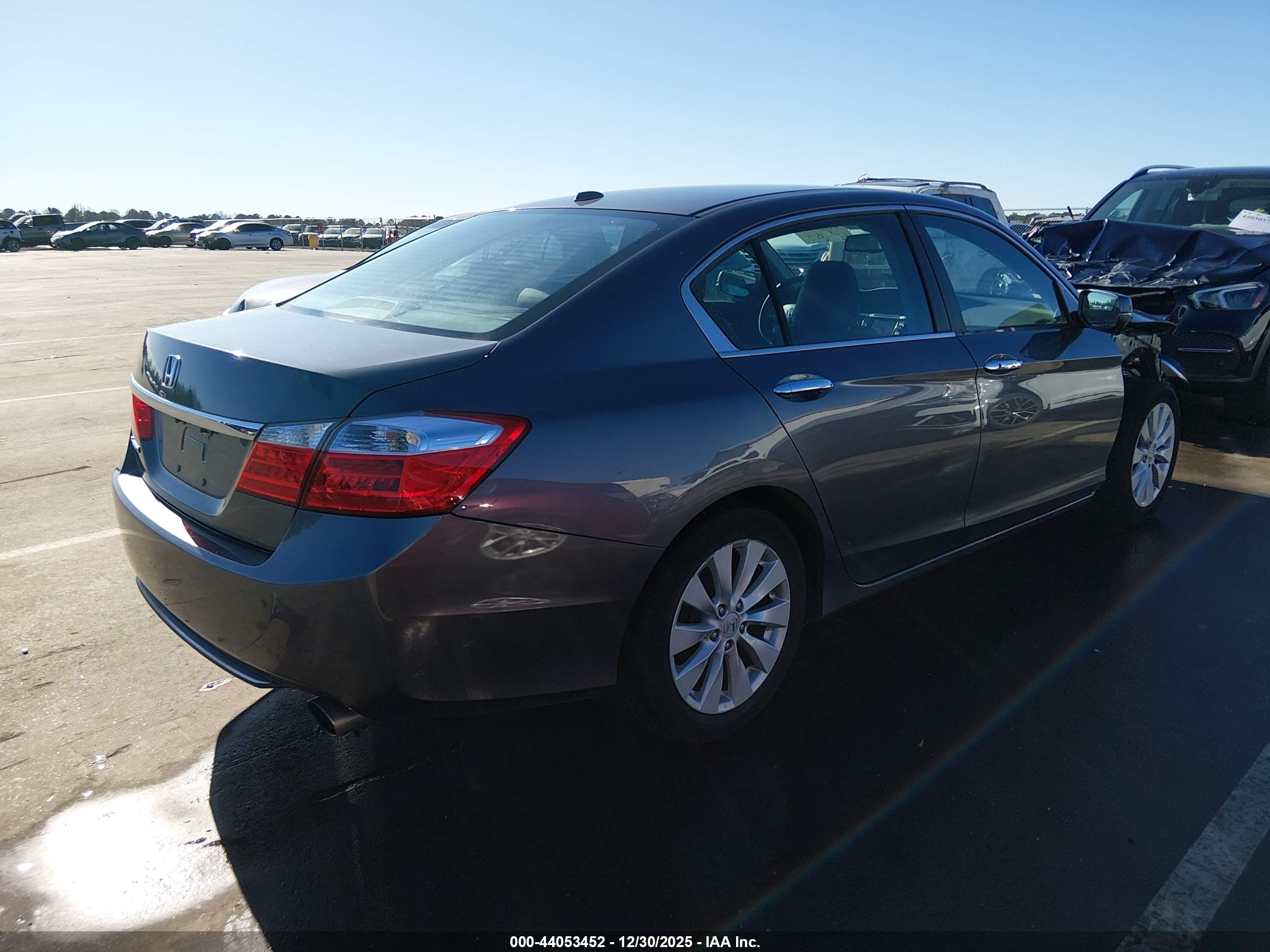 HONDA ACCORD image 4