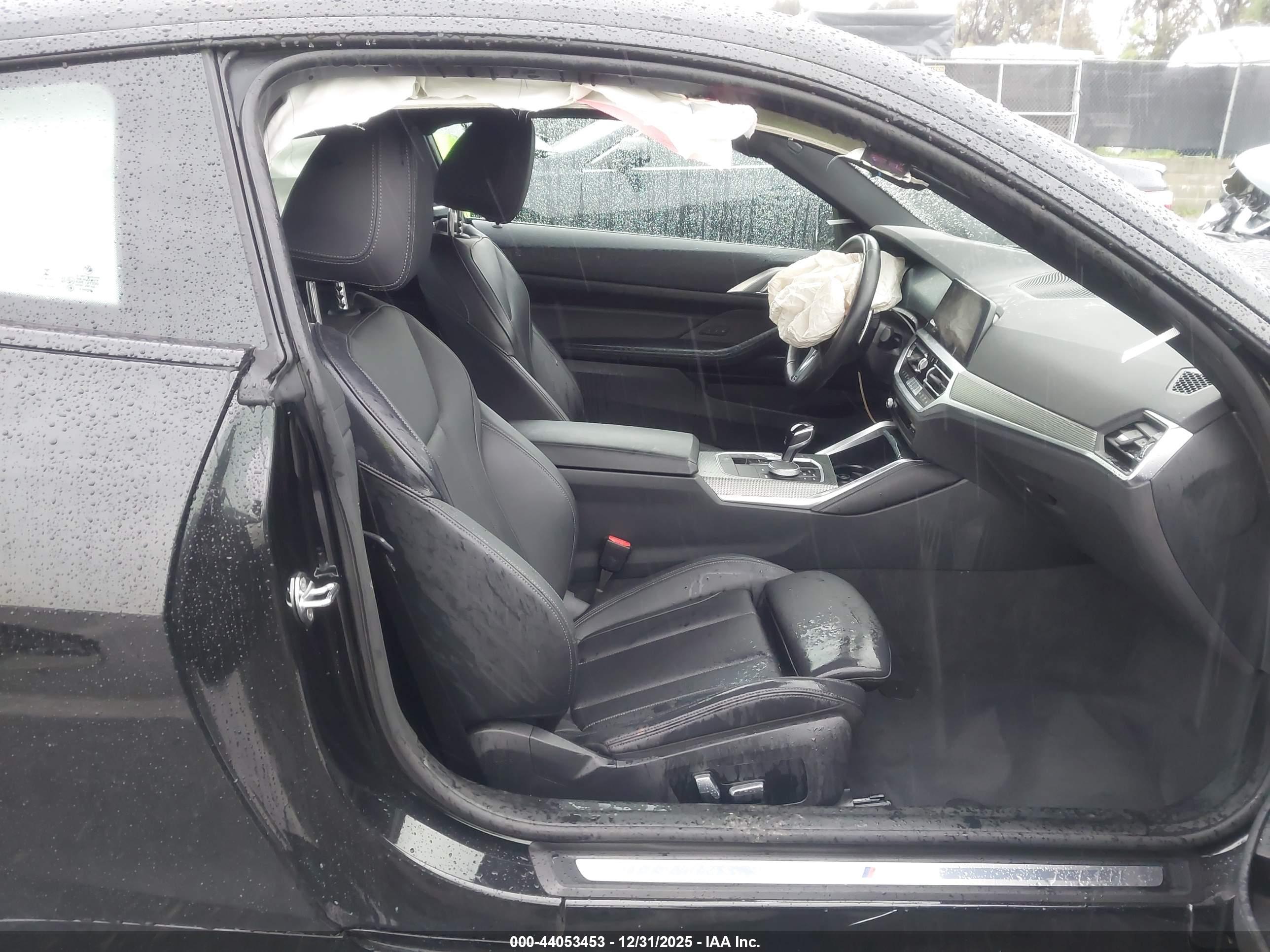BMW M440I image 5
