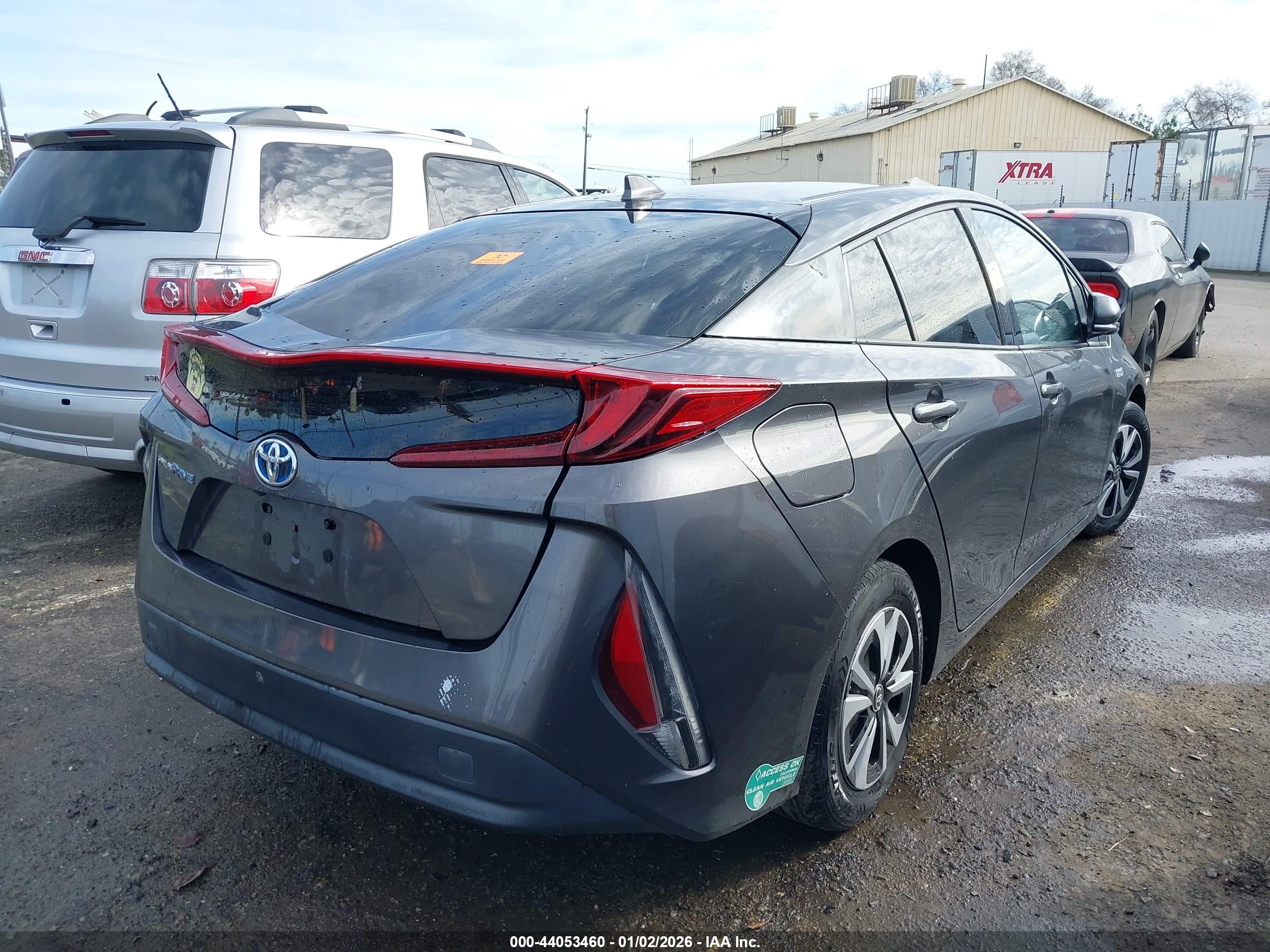 TOYOTA PRIUS image 4