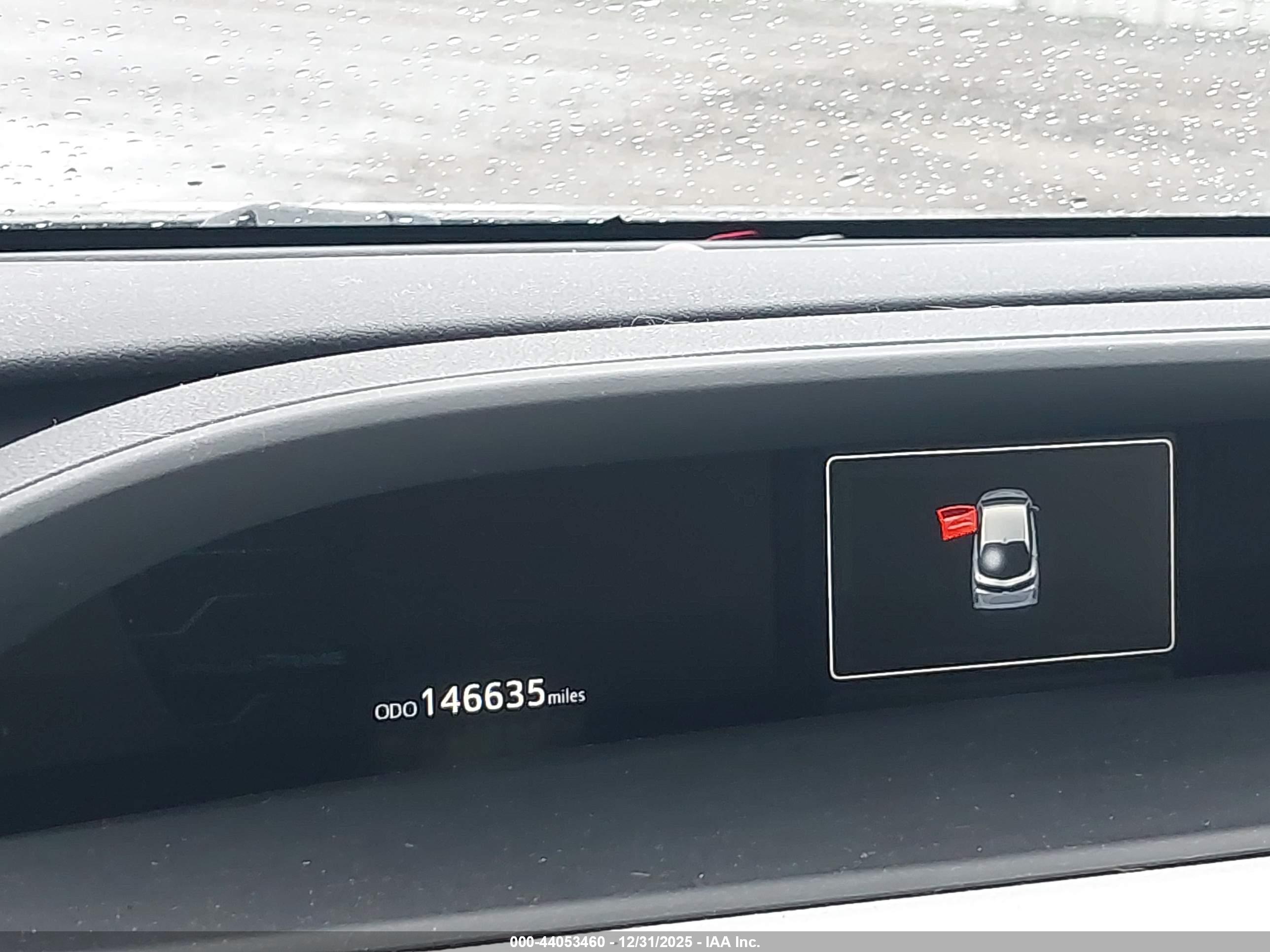 TOYOTA PRIUS image 7