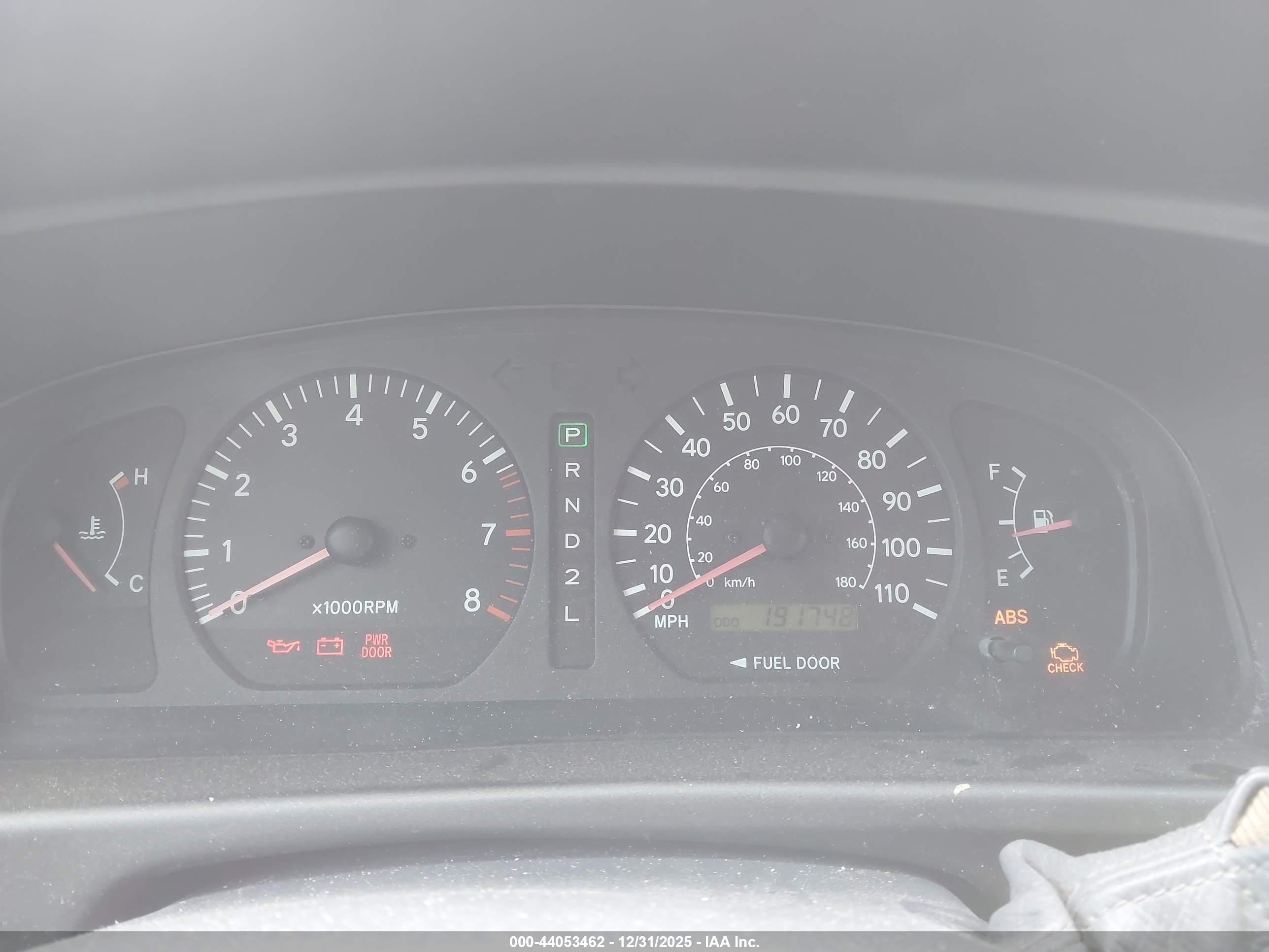 TOYOTA SIENNA image 7