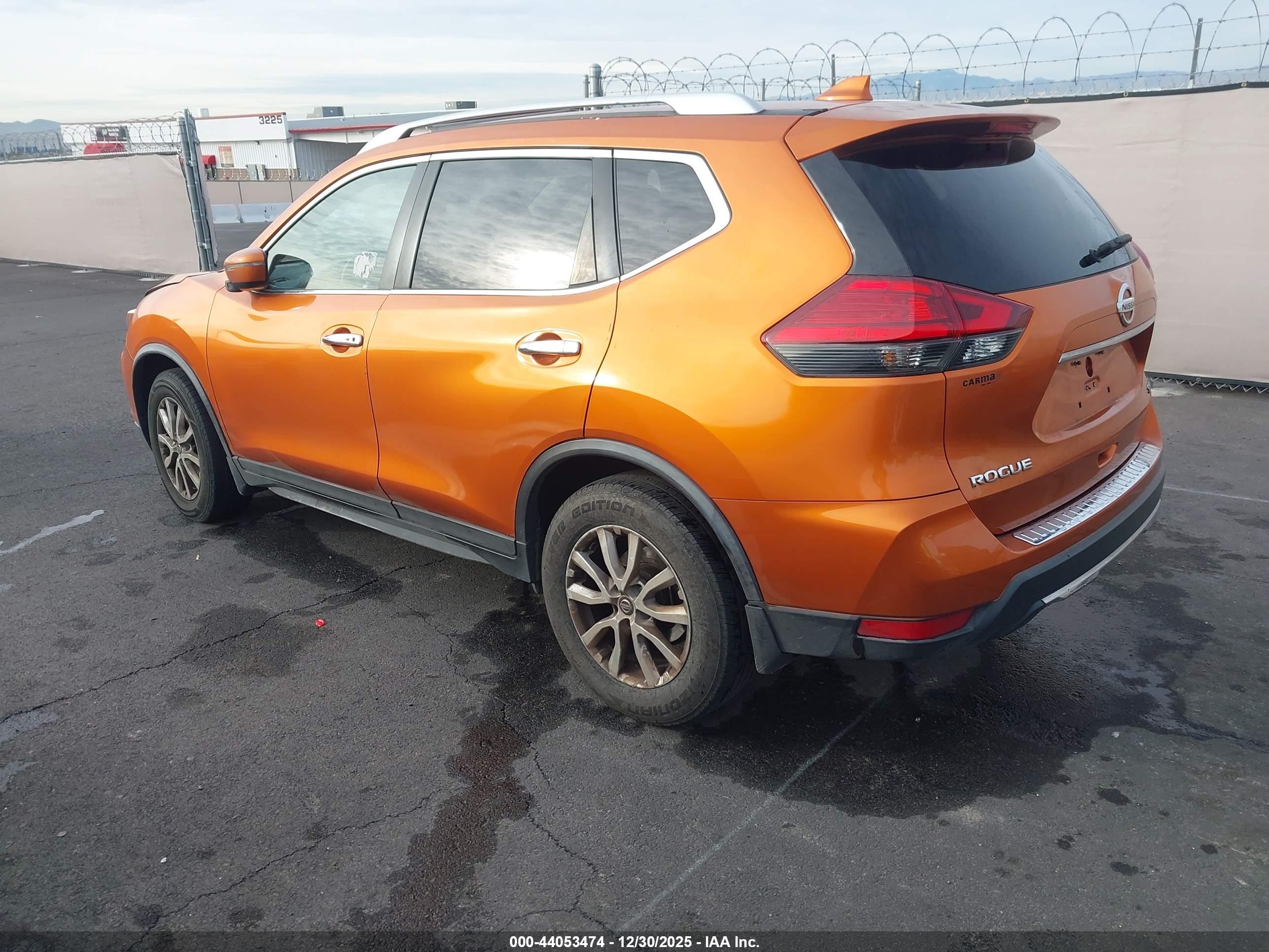 NISSAN ROGUE image 3