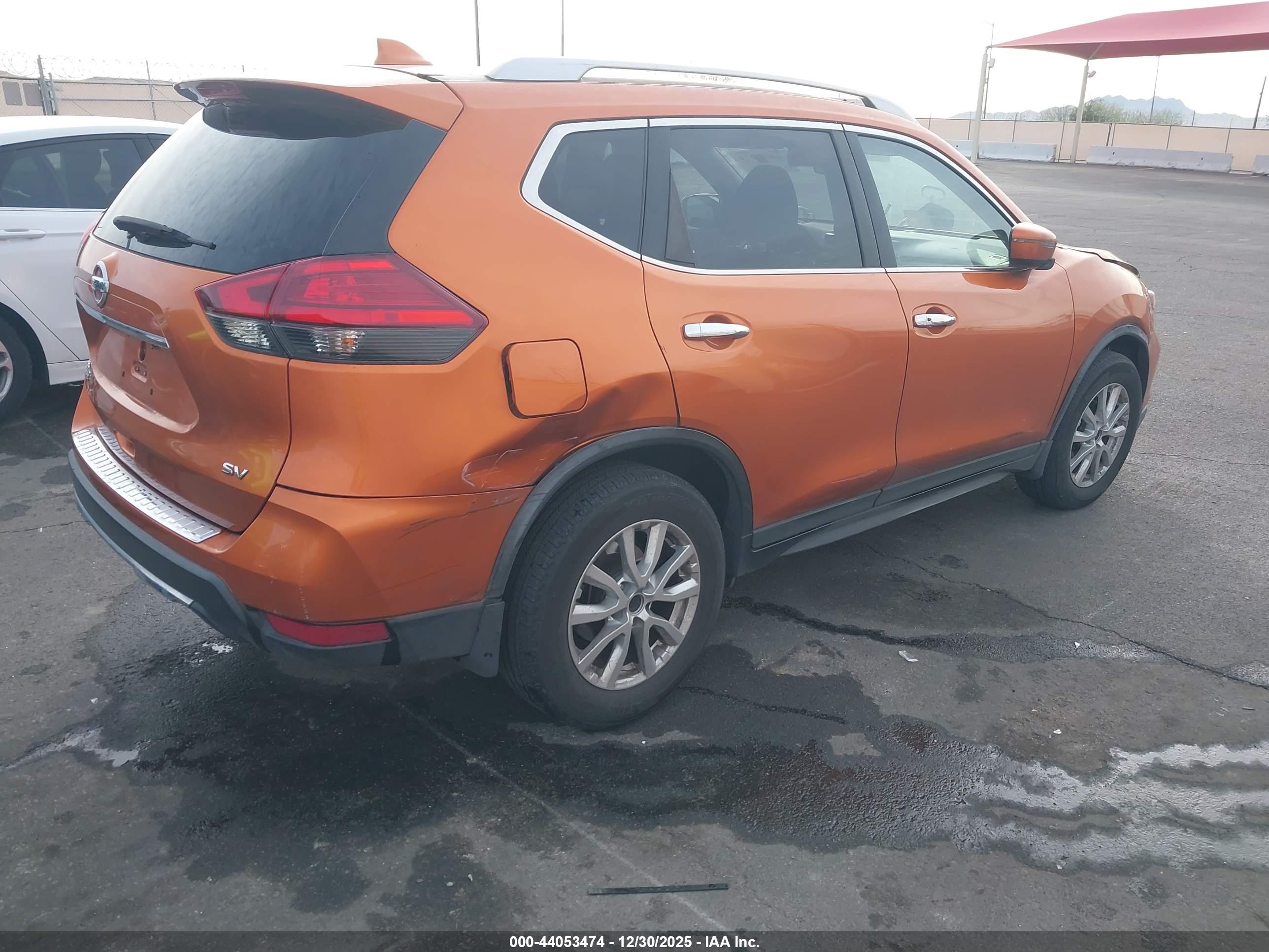 NISSAN ROGUE image 4