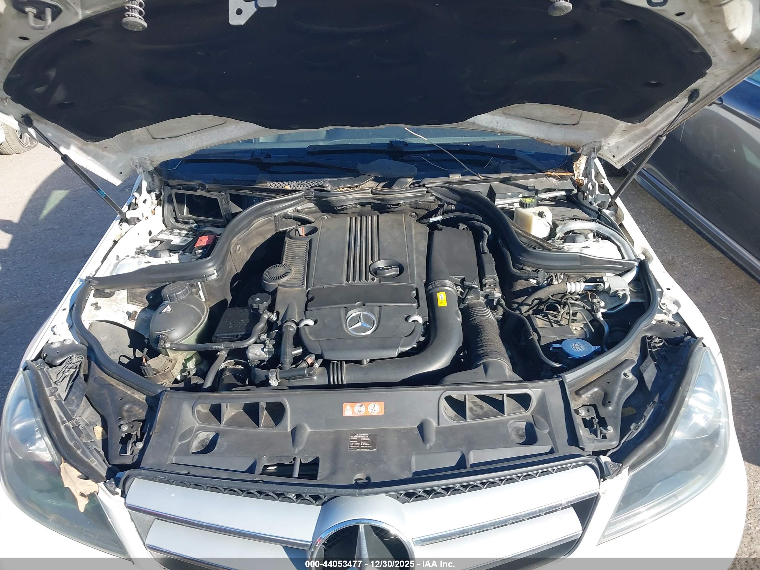 MERCEDES-BENZ C image 10