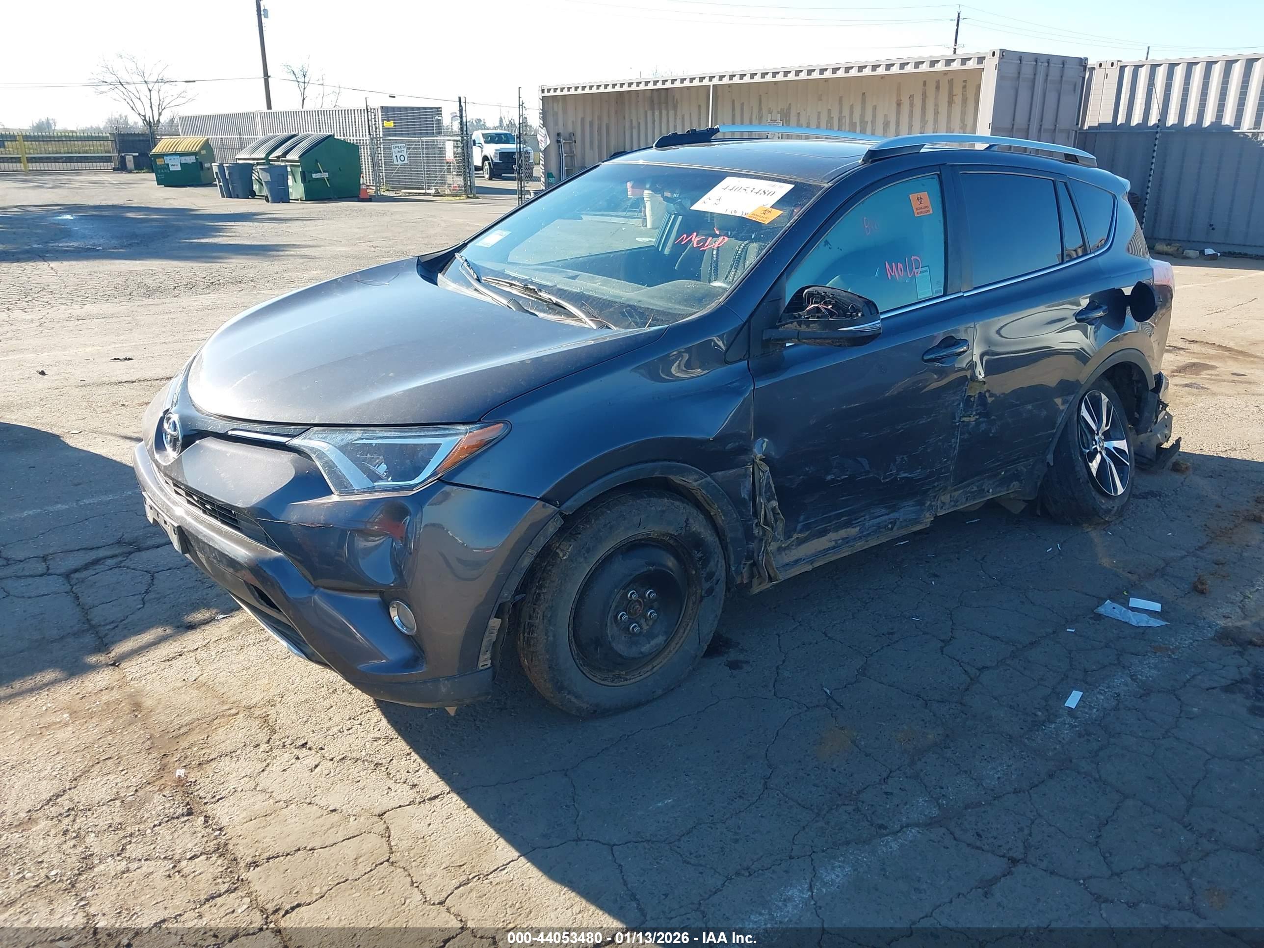 TOYOTA RAV4 image 2