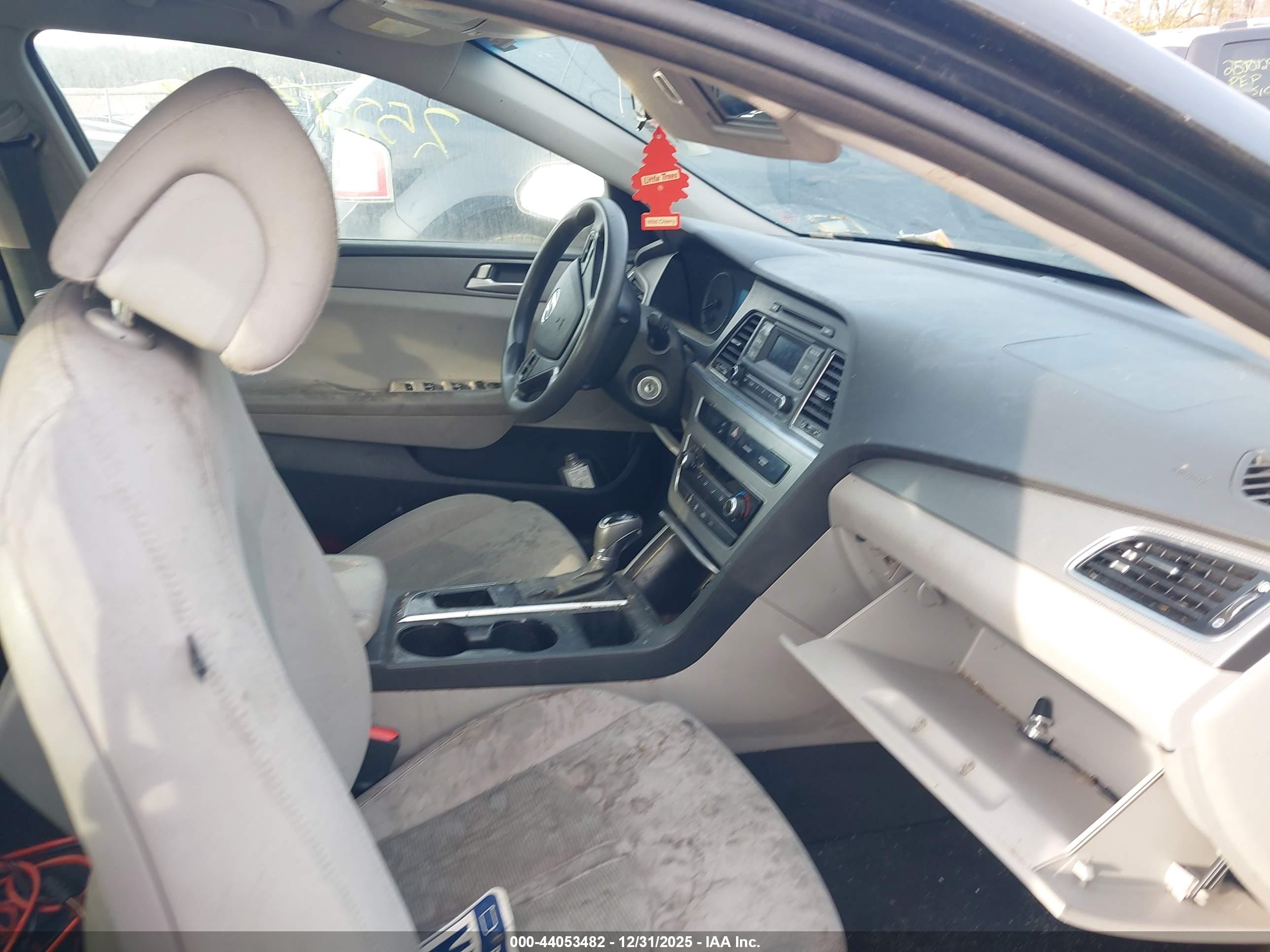 HYUNDAI SONATA image 5