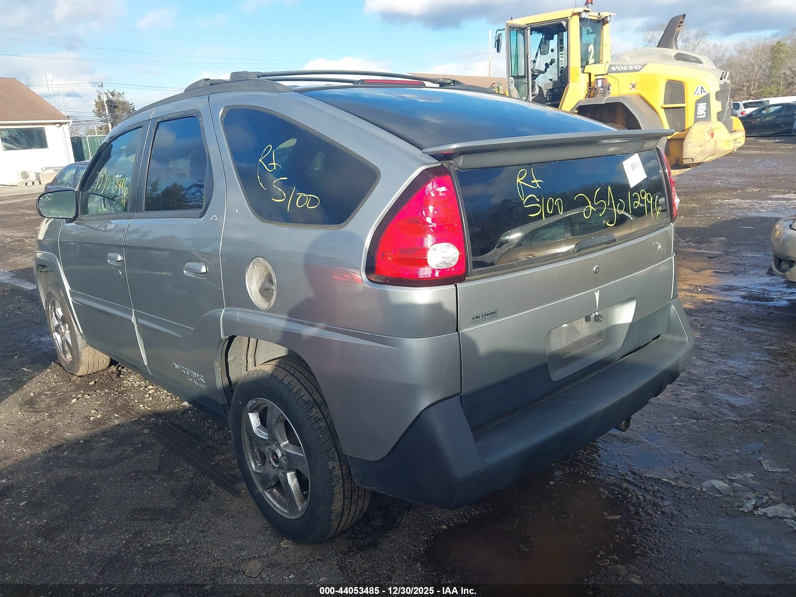 PONTIAC AZTEK image 3