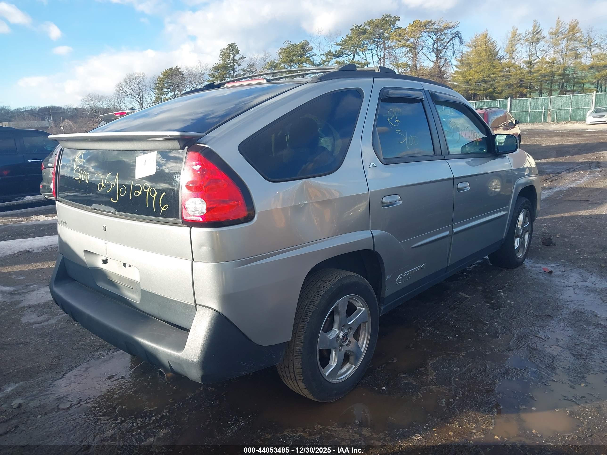PONTIAC AZTEK image 4