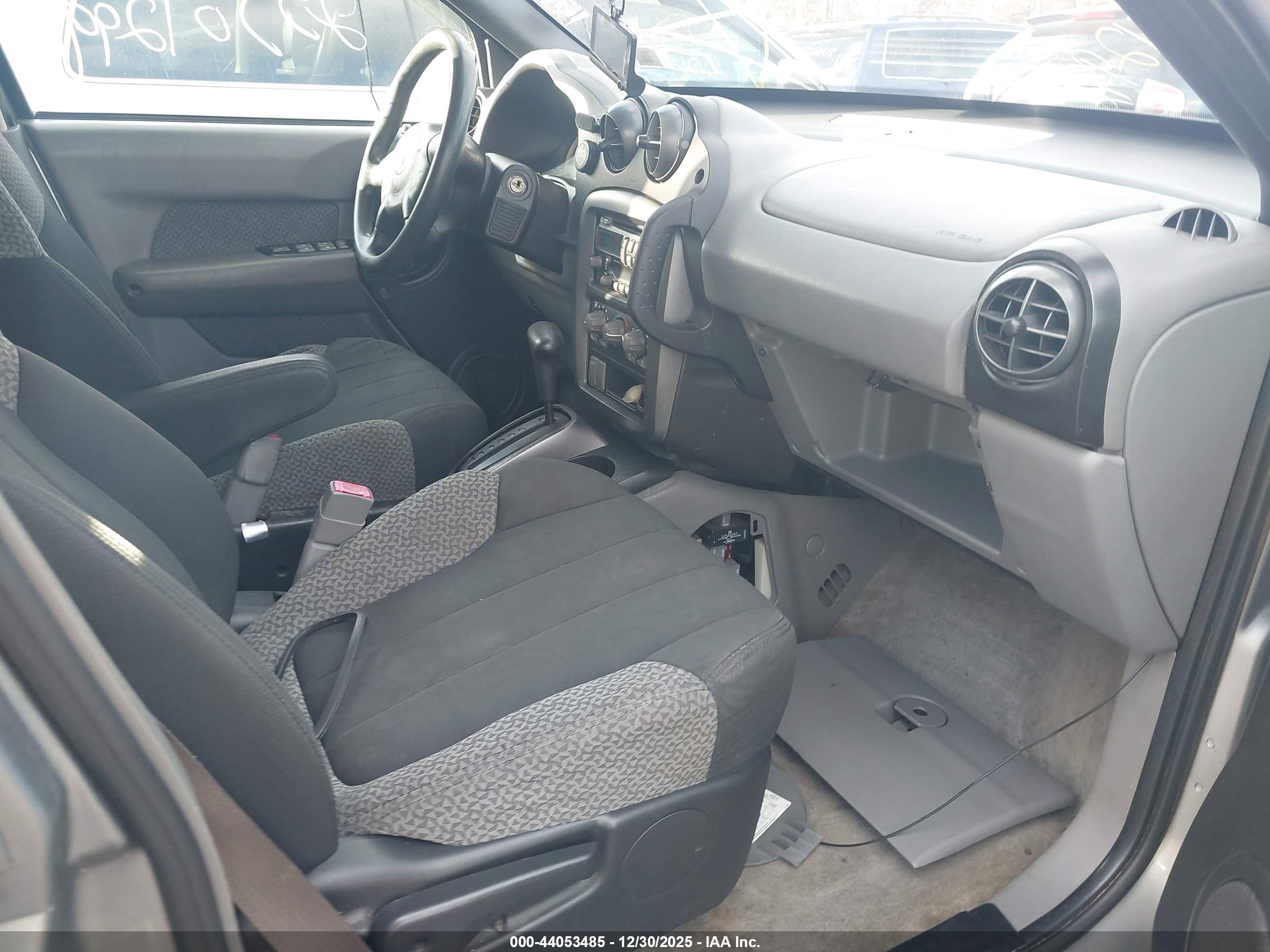 PONTIAC AZTEK image 5