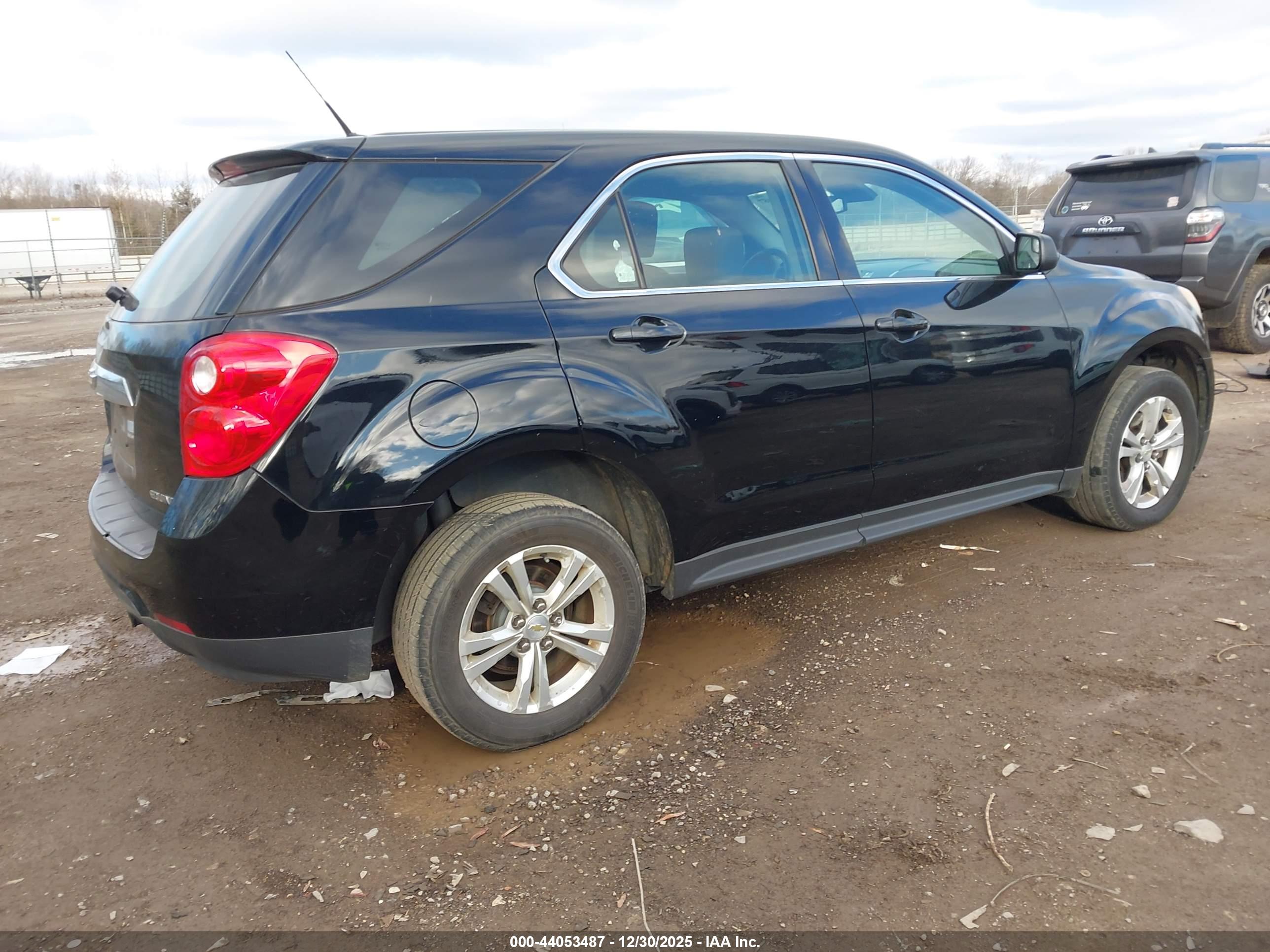 CHEVROLET EQUINOX image 4