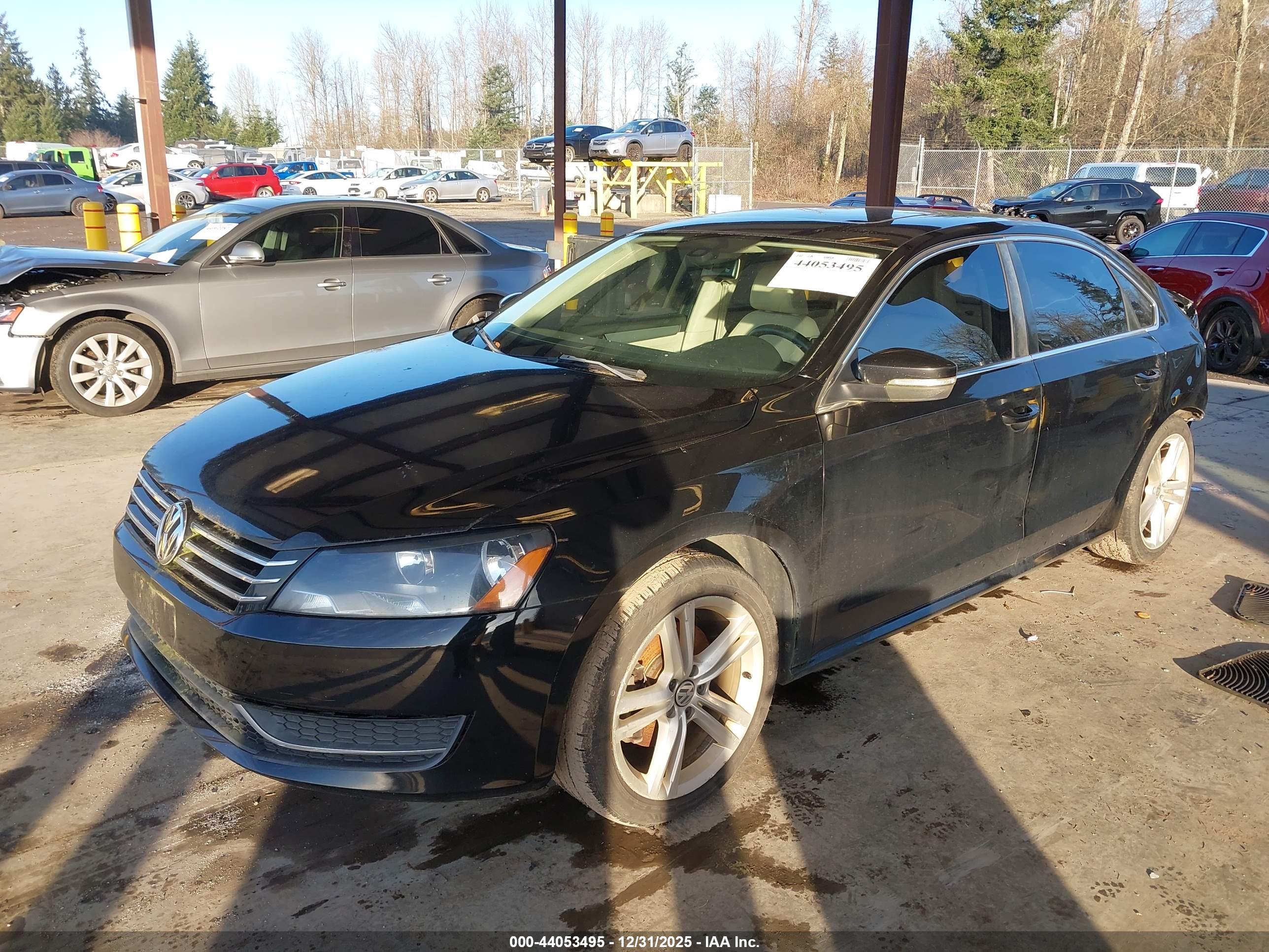 VOLKSWAGEN PASSAT image 2