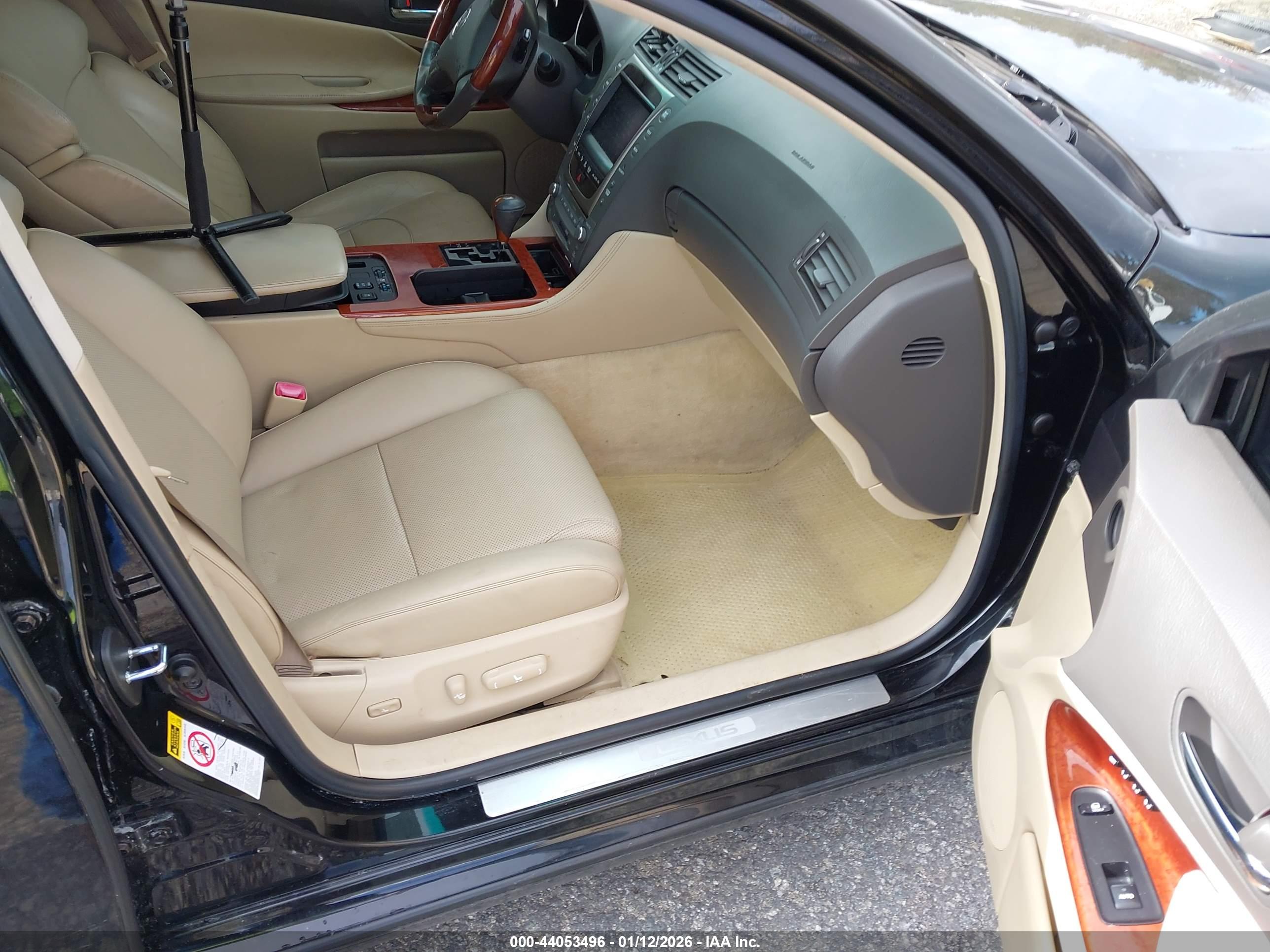 LEXUS GS image 5