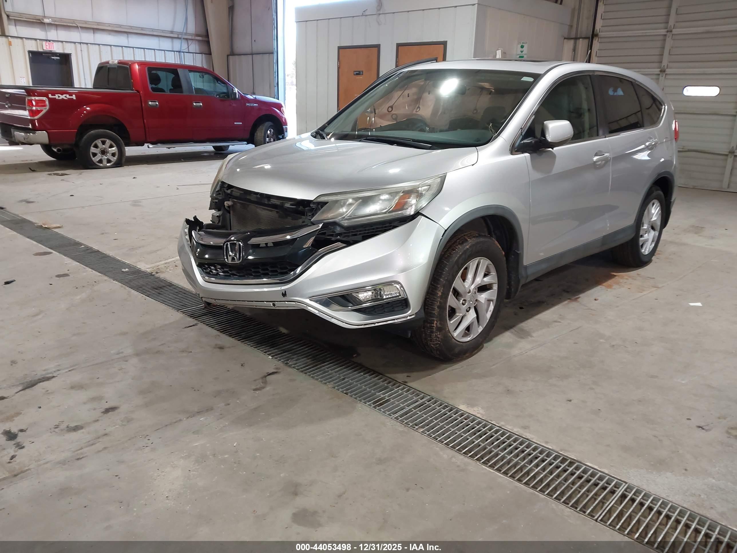 HONDA CR-V image 2