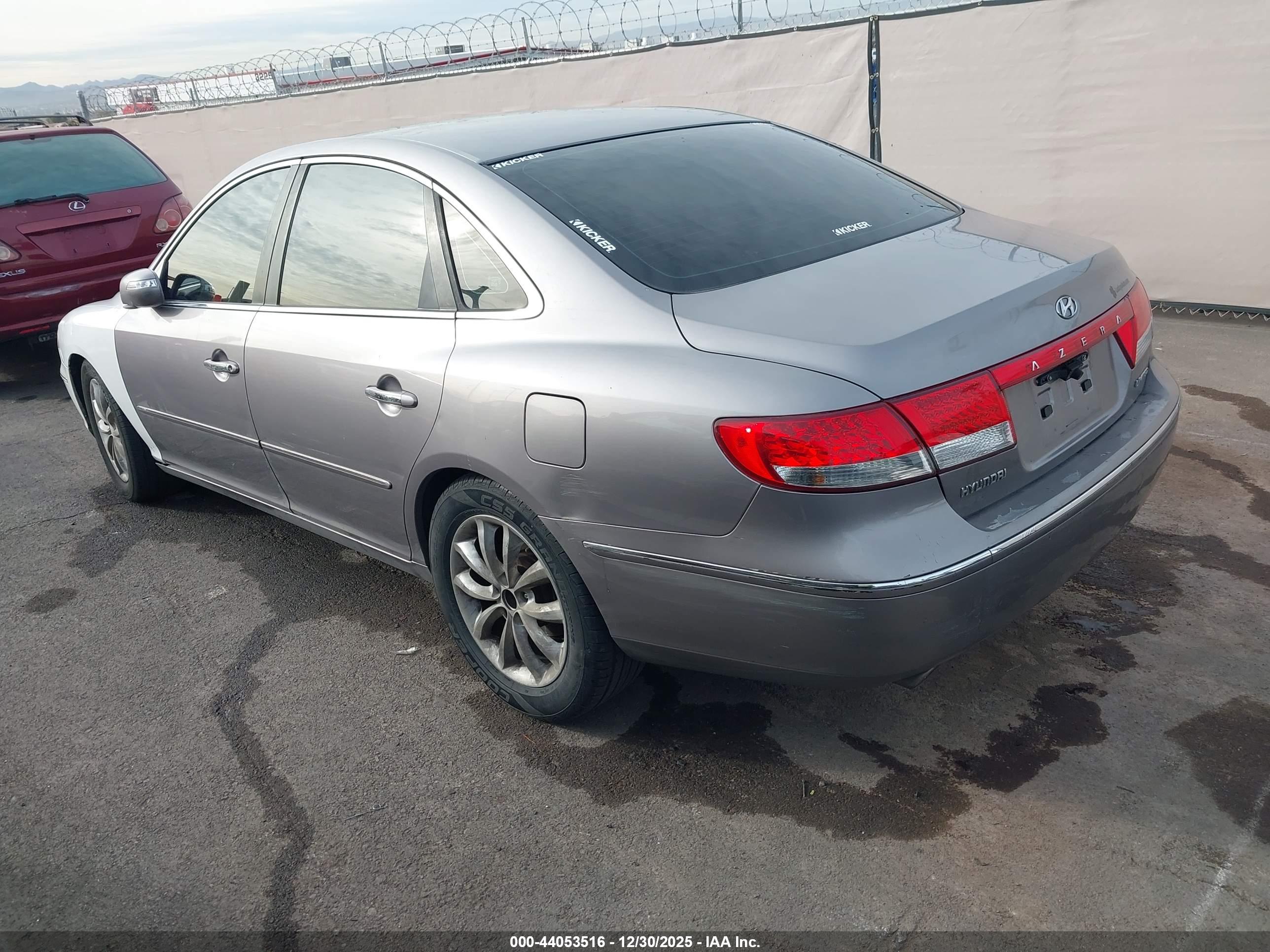 HYUNDAI AZERA image 3