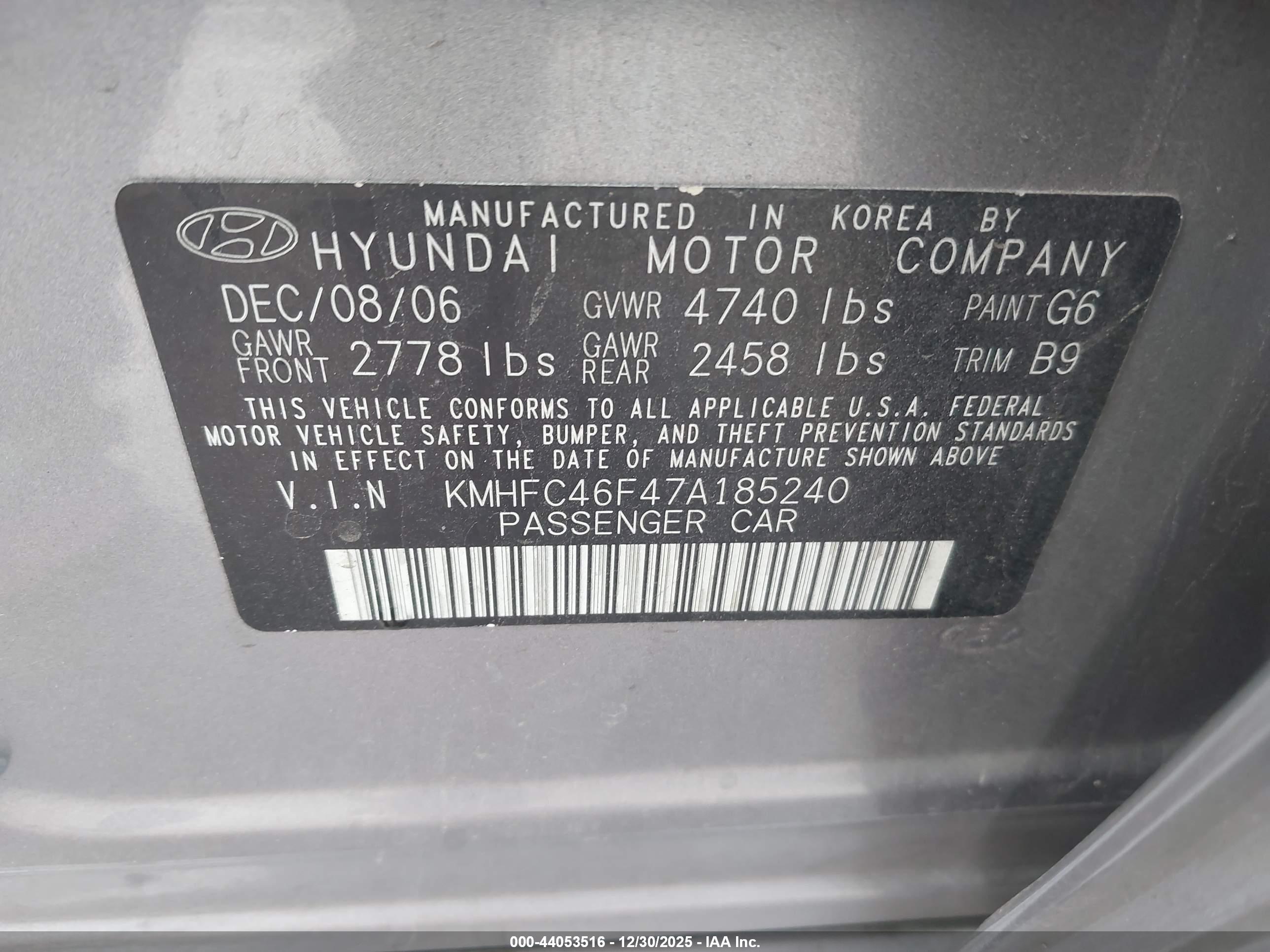 HYUNDAI AZERA image 9